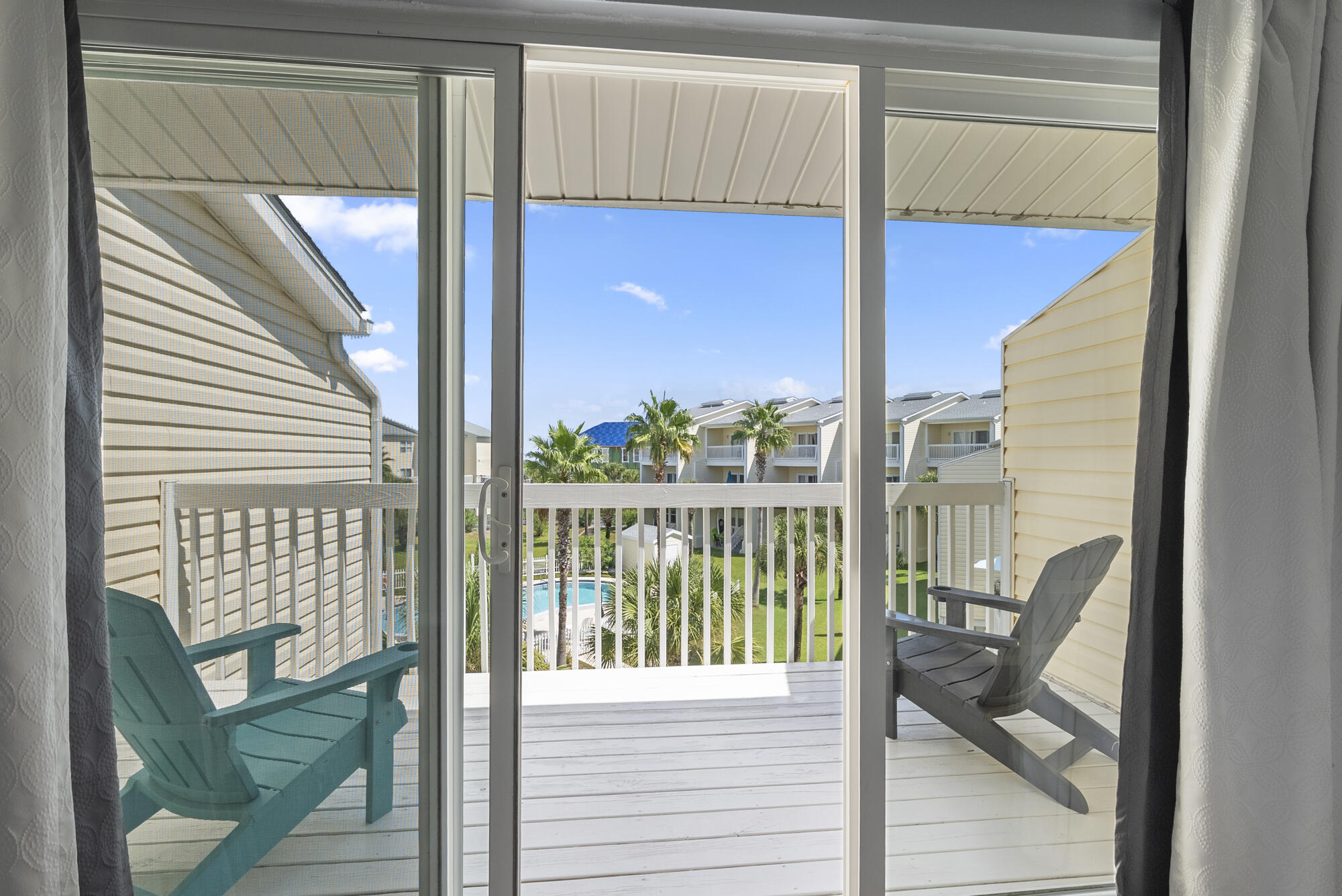 Navarre, Florida, 32566, United States, 3 Bedrooms Bedrooms, ,5 BathroomsBathrooms,Residential,For Sale,1956156