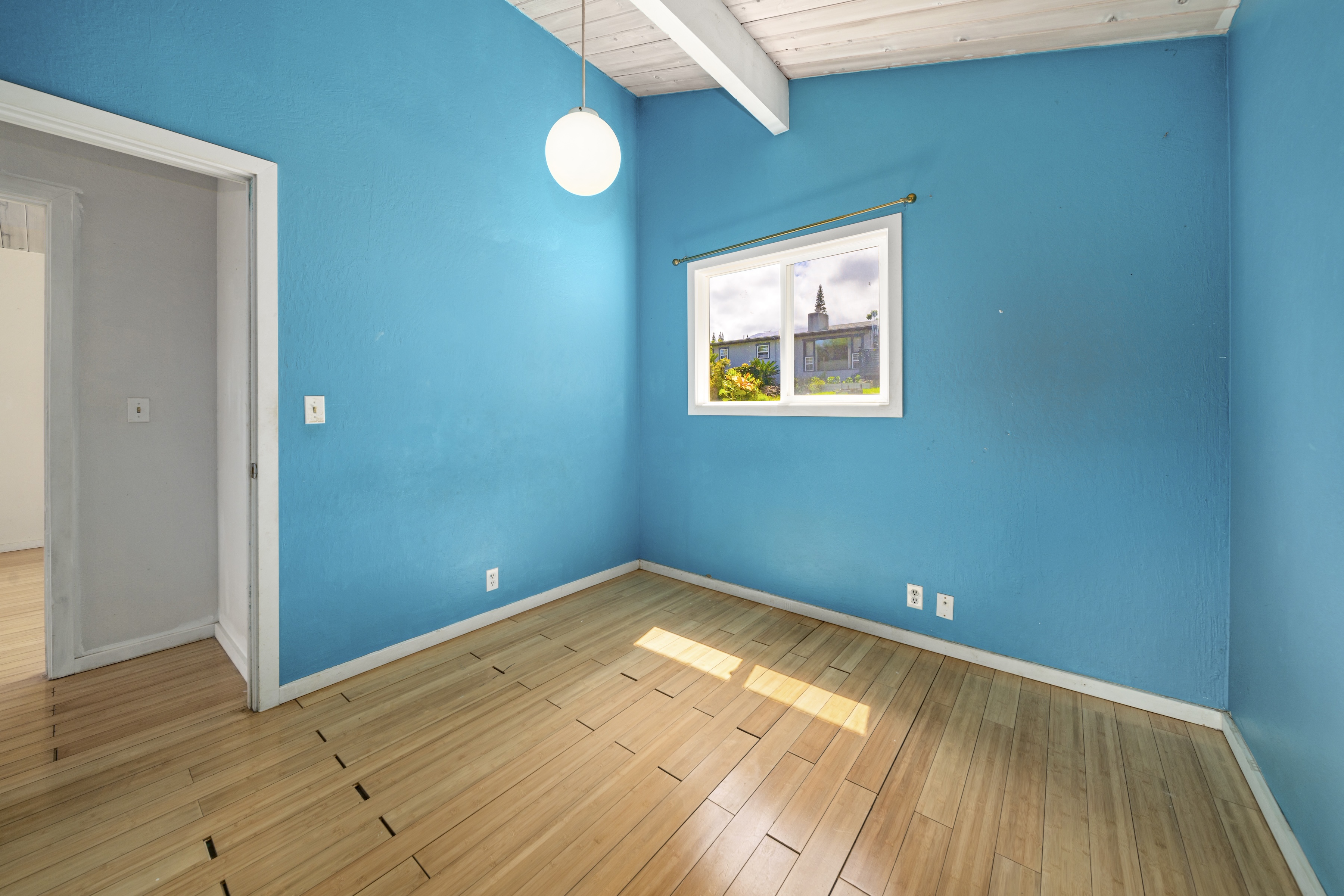  Small Kula home with tons of potential - 物件實景