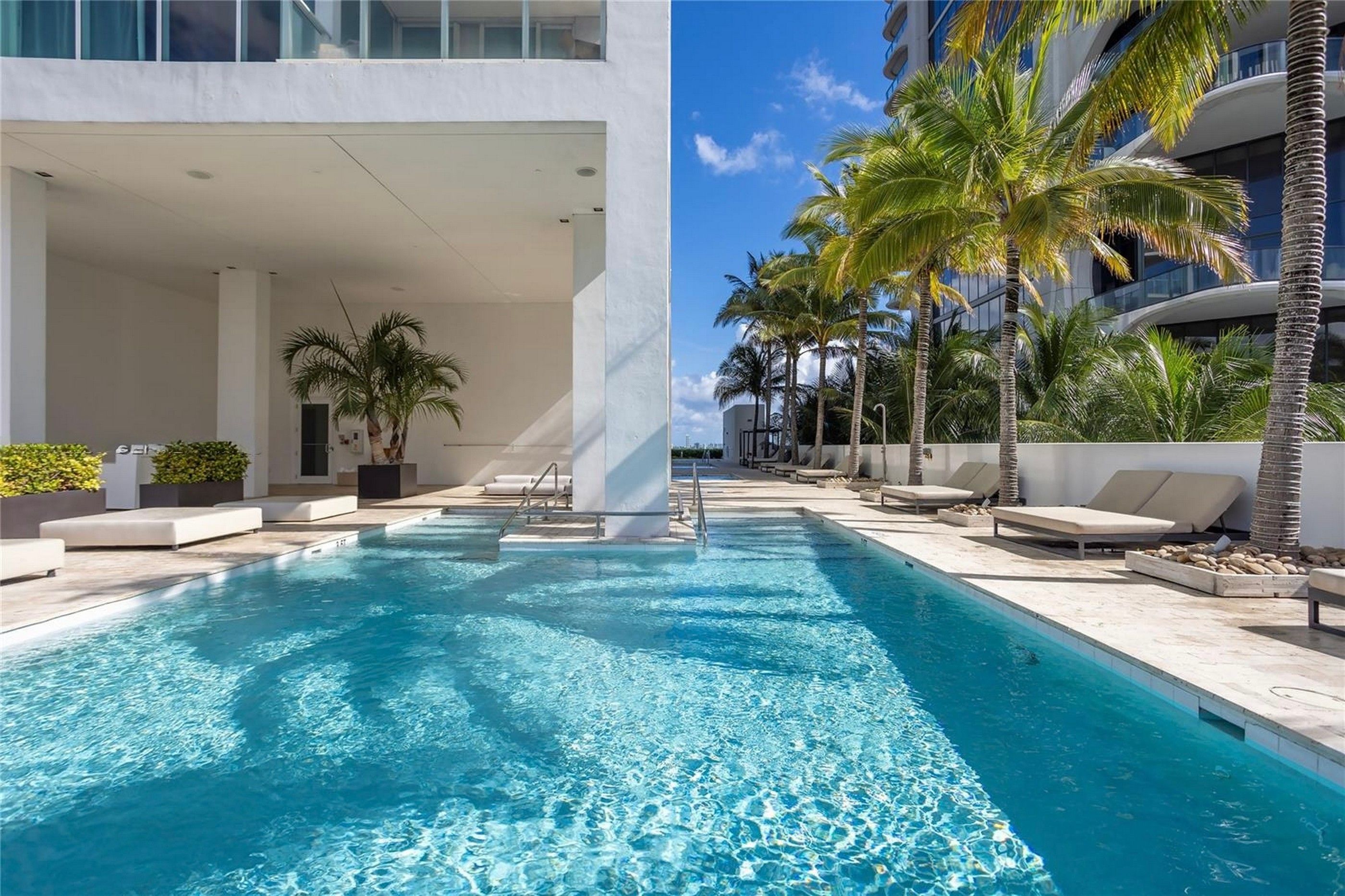  1040 Biscayne Blvd, Miami, FL, 33132 - 物件實景