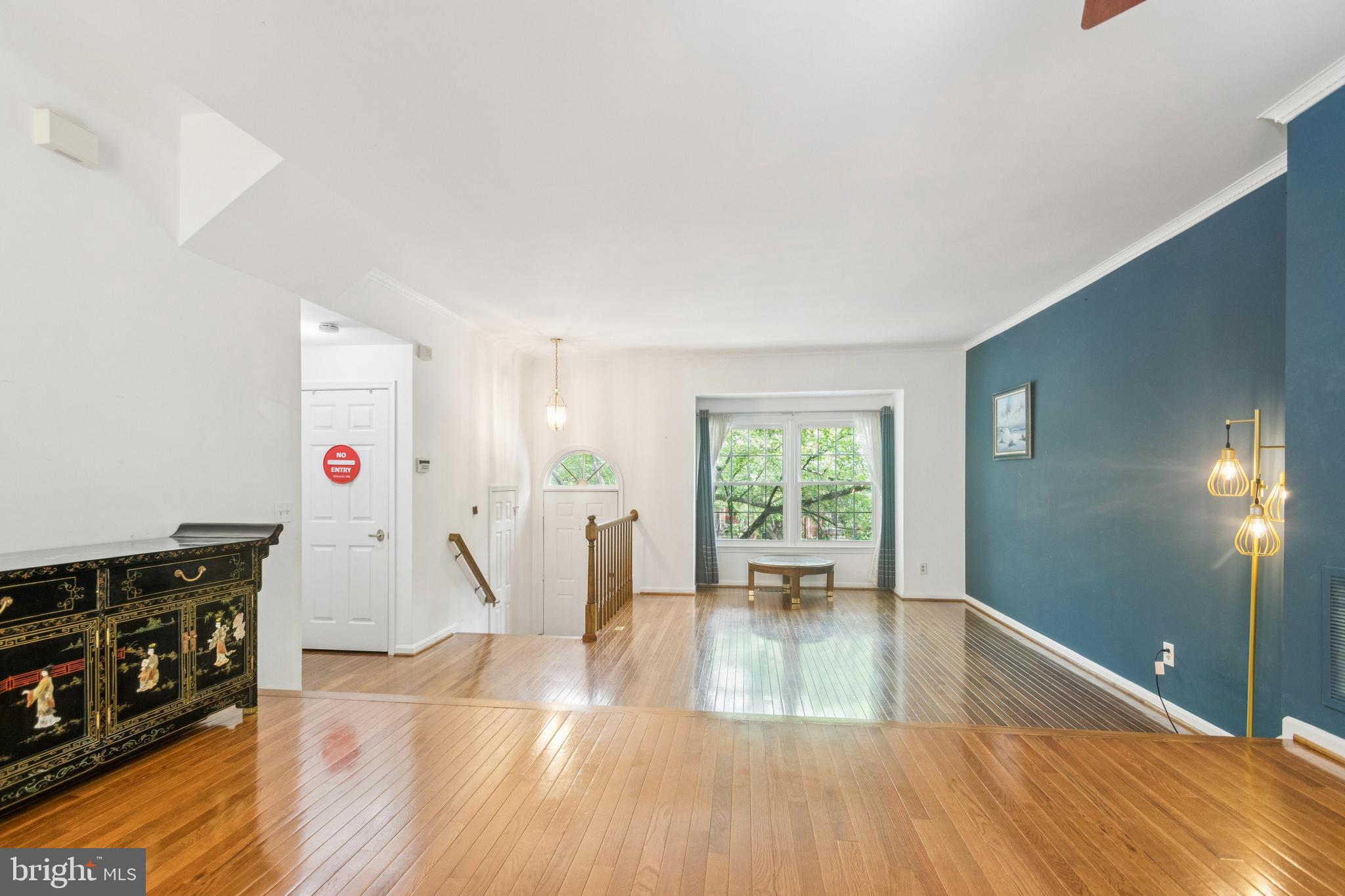 North Potomac, Maryland, 20878, United States, 3 Bedrooms Bedrooms, ,4 BathroomsBathrooms,Residential,For Sale,1923950