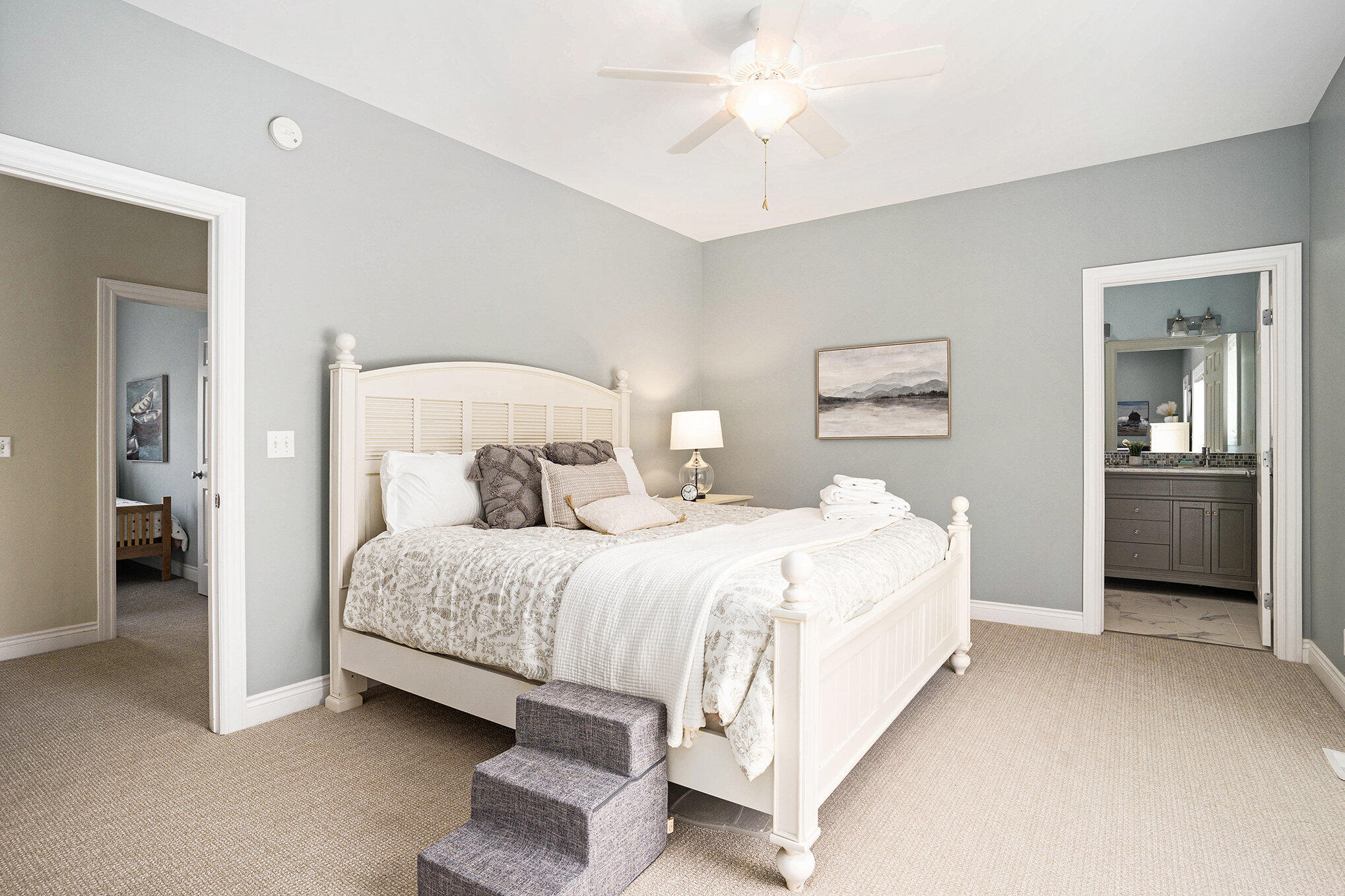 South Haven, Michigan, 49090, United States, 4 Bedrooms Bedrooms, ,4 BathroomsBathrooms,Residential,For Sale,1945011