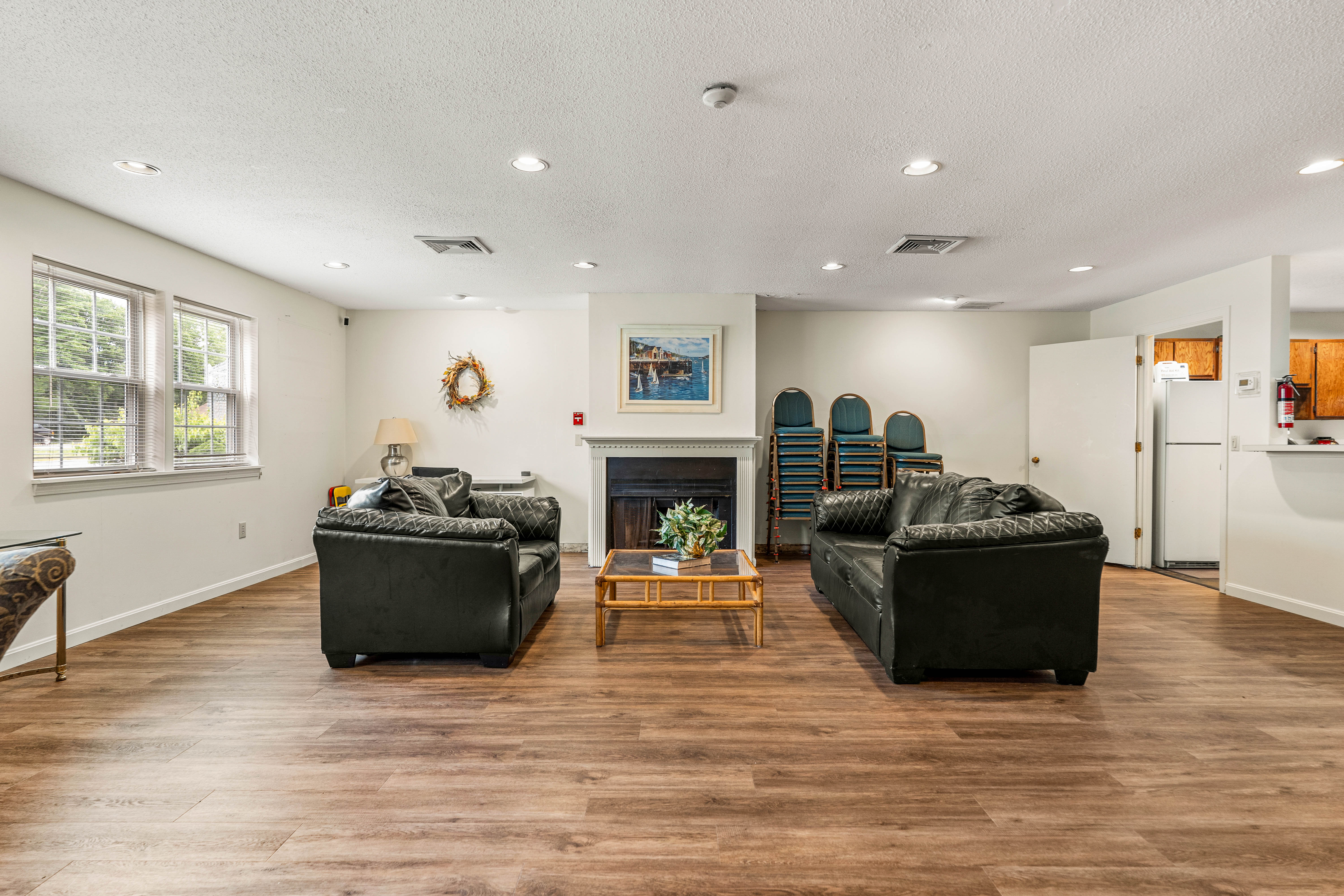  1202 White Cedar Boulevard, Portsmouth, NH 03801 - 物件實景