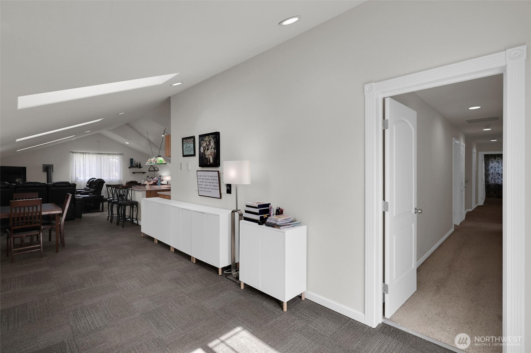 Tacoma, Washington, 98444, United States, 4 Bedrooms Bedrooms, ,4 BathroomsBathrooms,Residential,For Sale,1973833