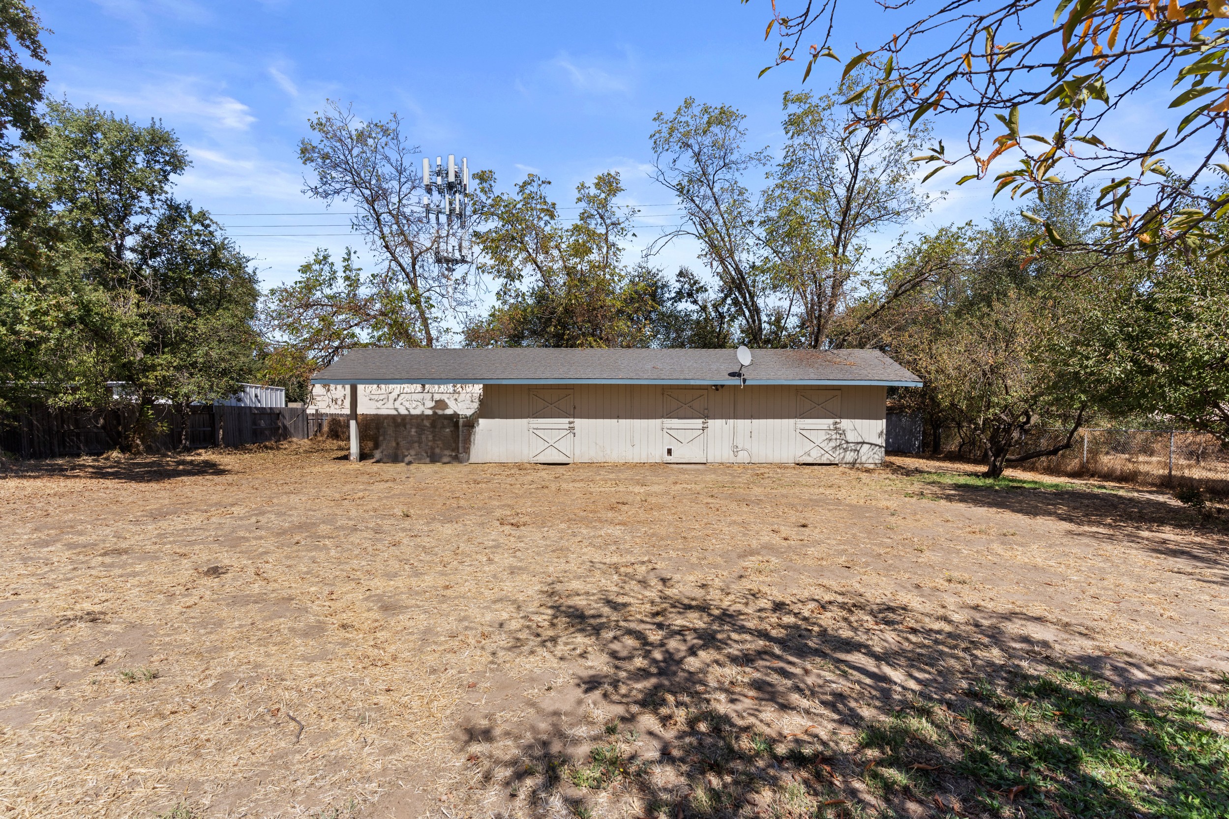  8865 Phoenix Avenue, Fair Oaks, CA 95628 - 物件實景