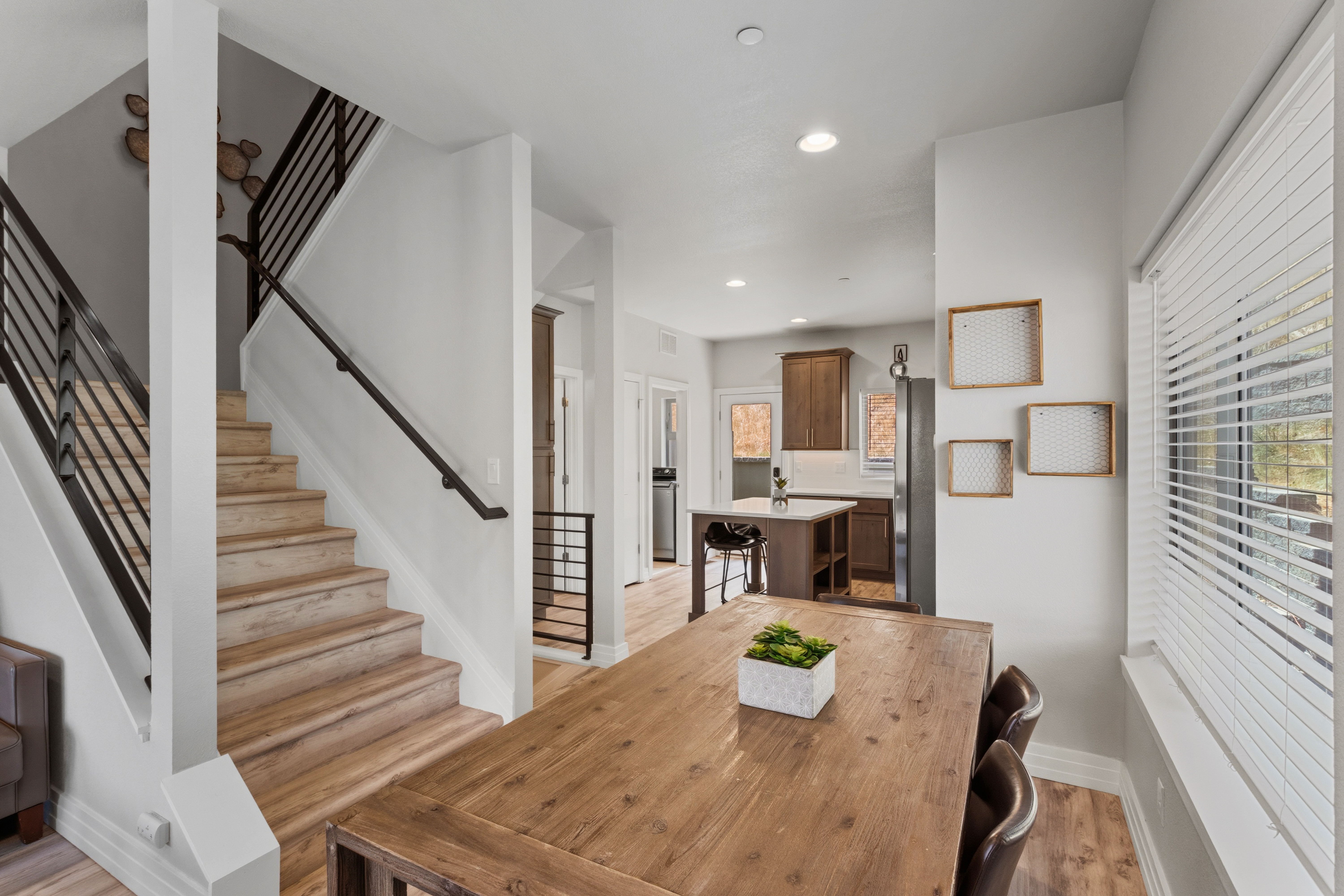  Modern Townhome with Rooftop Patio - 物件實景