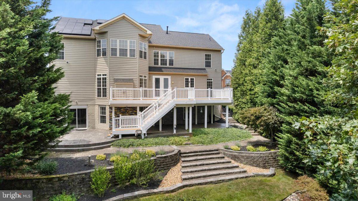 Winchester, Virginia, 22601, United States, 4 Bedrooms Bedrooms, ,5 BathroomsBathrooms,Residential,For Sale,1874493