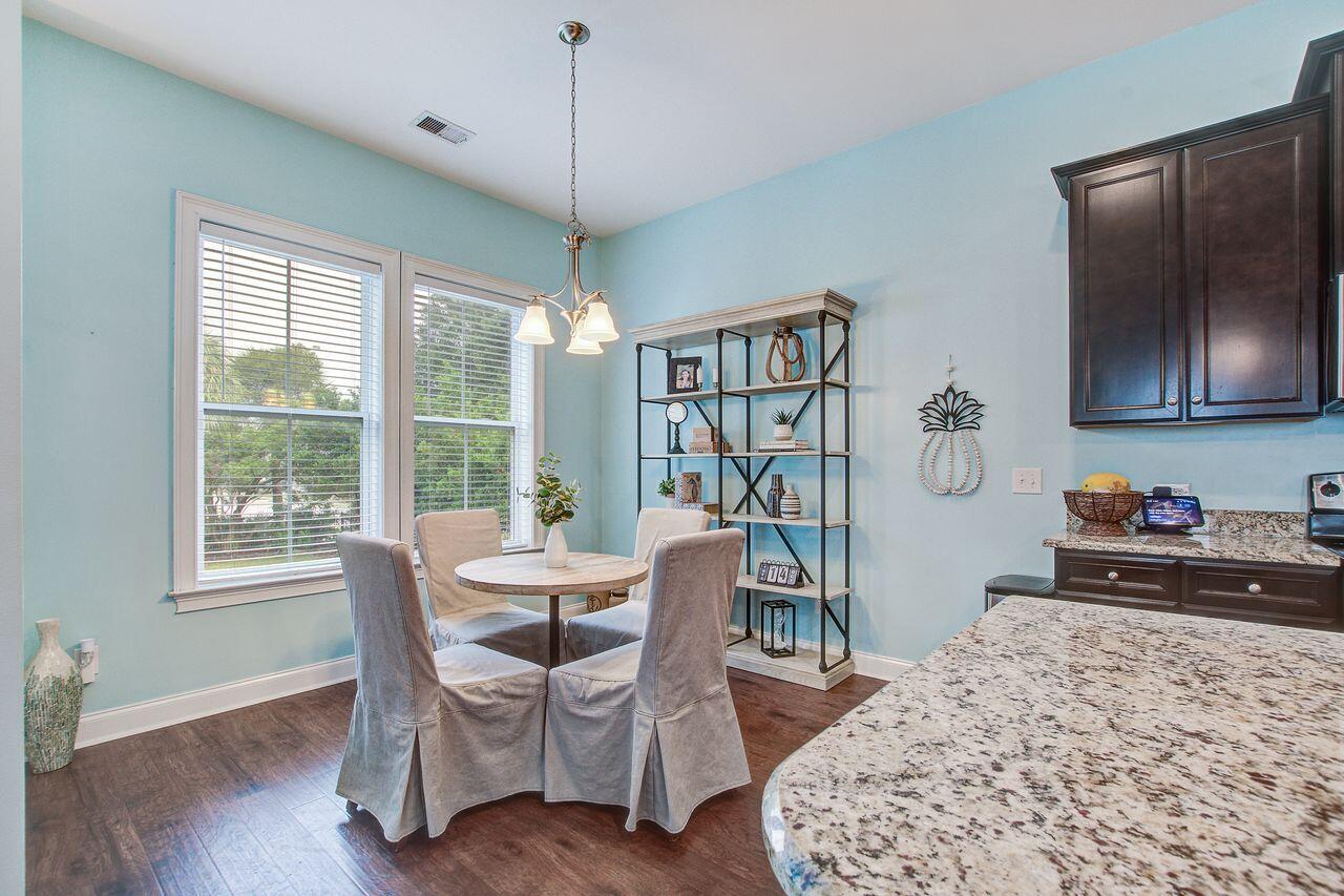 Mount Pleasant, South Carolina, 29466, United States, 4 Bedrooms Bedrooms, ,3 BathroomsBathrooms,Residential,For Sale,1966784