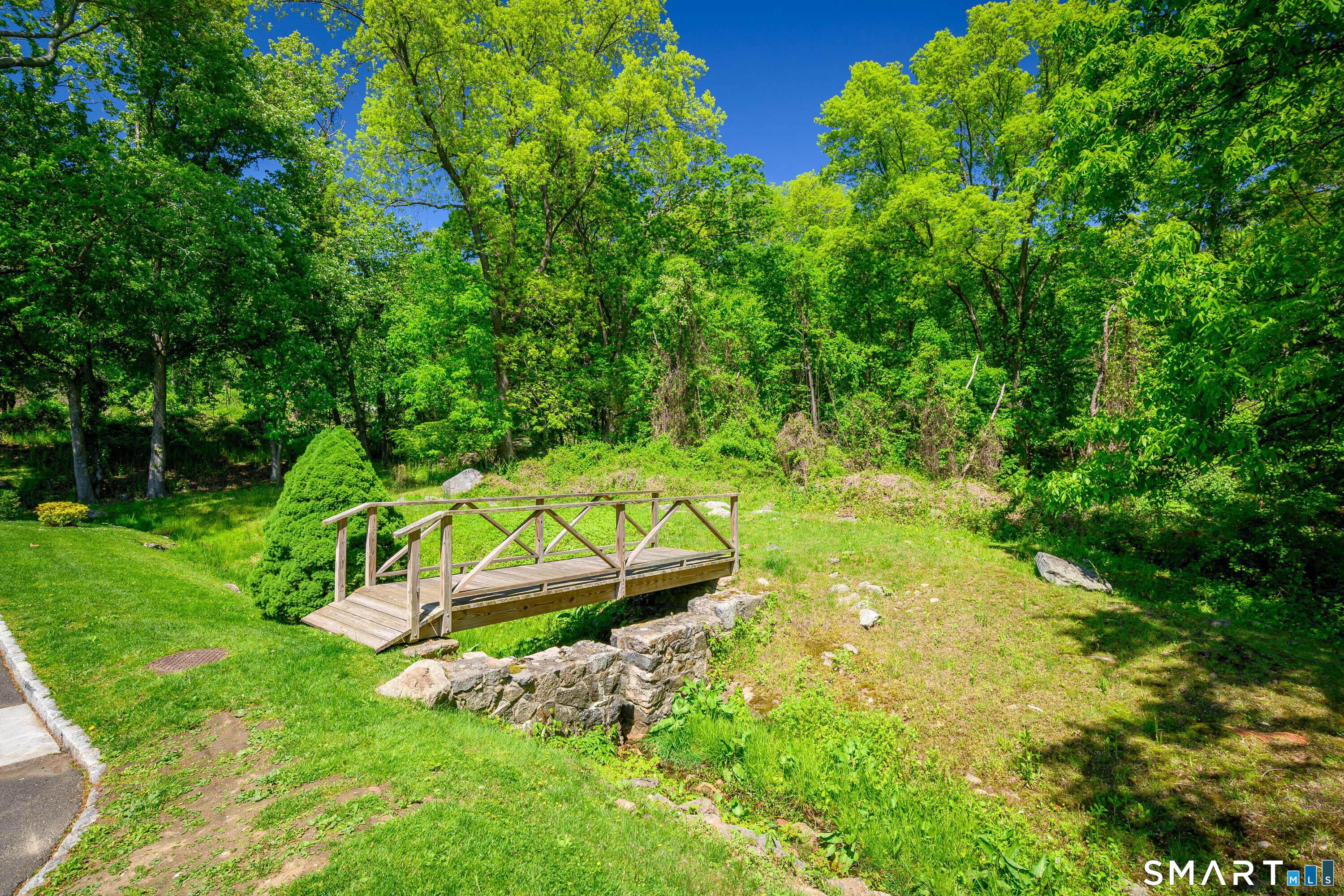 Greenwich, Connecticut, 06807, United States, 2 Bedrooms Bedrooms, ,4 BathroomsBathrooms,Residential,For Sale,2048631