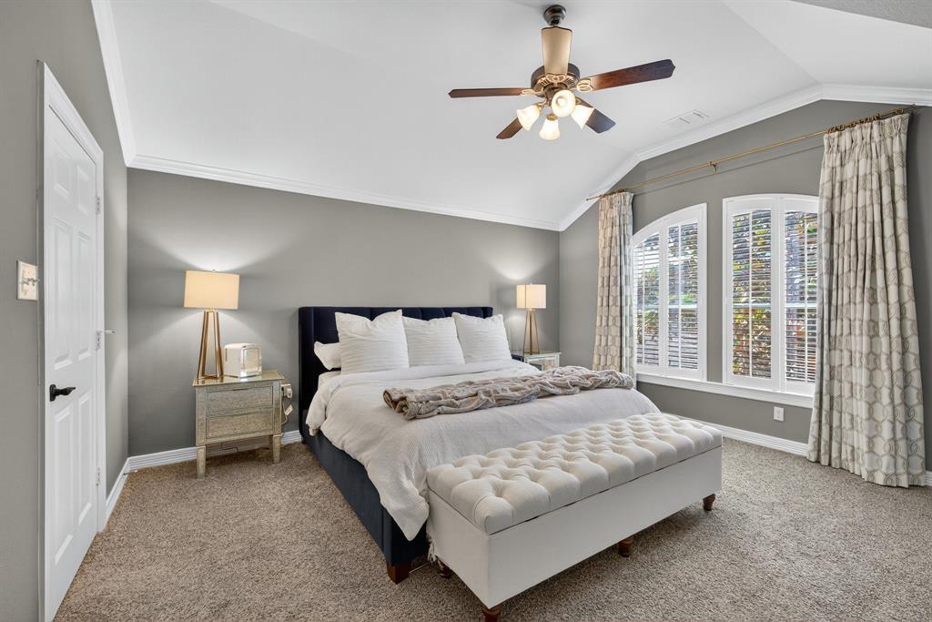 Dallas, Texas, 75219, United States, 2 Bedrooms Bedrooms, ,3 BathroomsBathrooms,Residential,For Sale,1996235