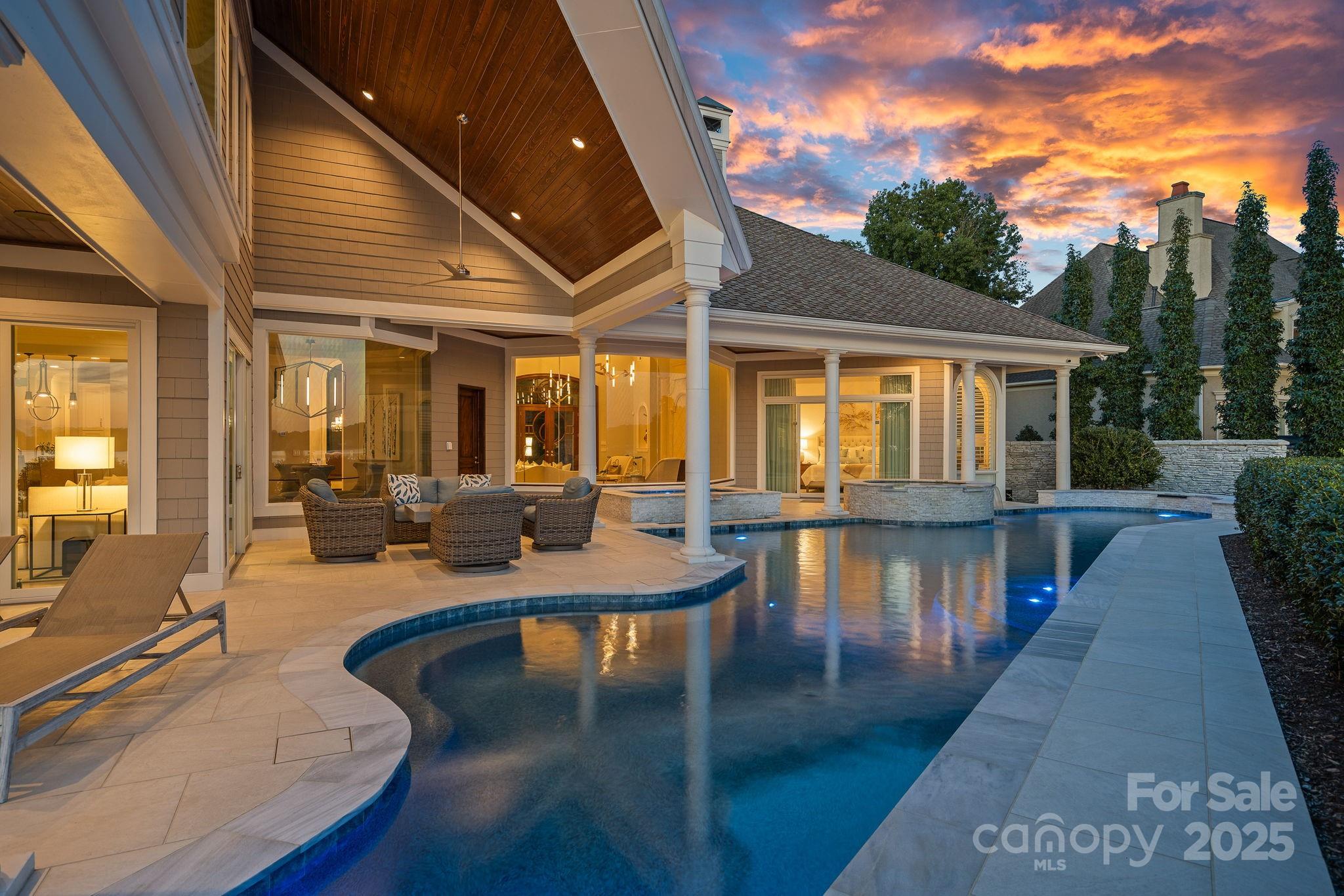 Mooresville, North Carolina, 28117, United States, 4 Bedrooms Bedrooms, ,6 BathroomsBathrooms,Residential,For Sale,1989072