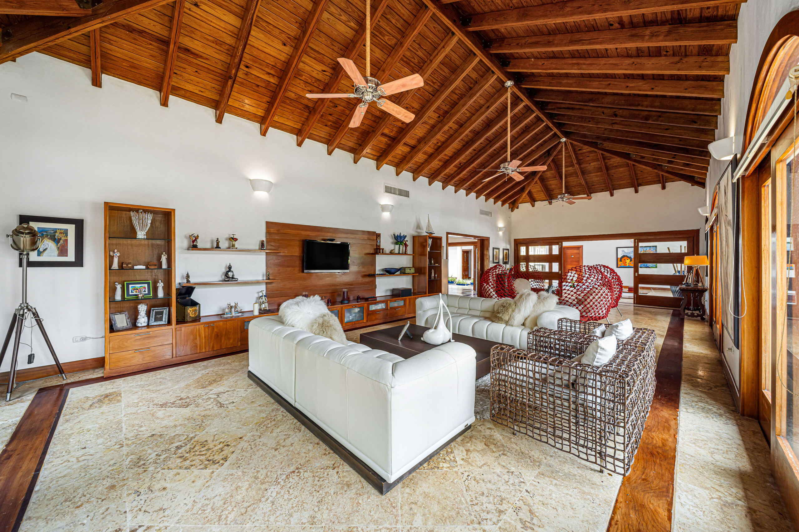  Punta Aguila 54 :  Large One-Level Corner Villa Overlooking the Lake and Teeth - 物件實景