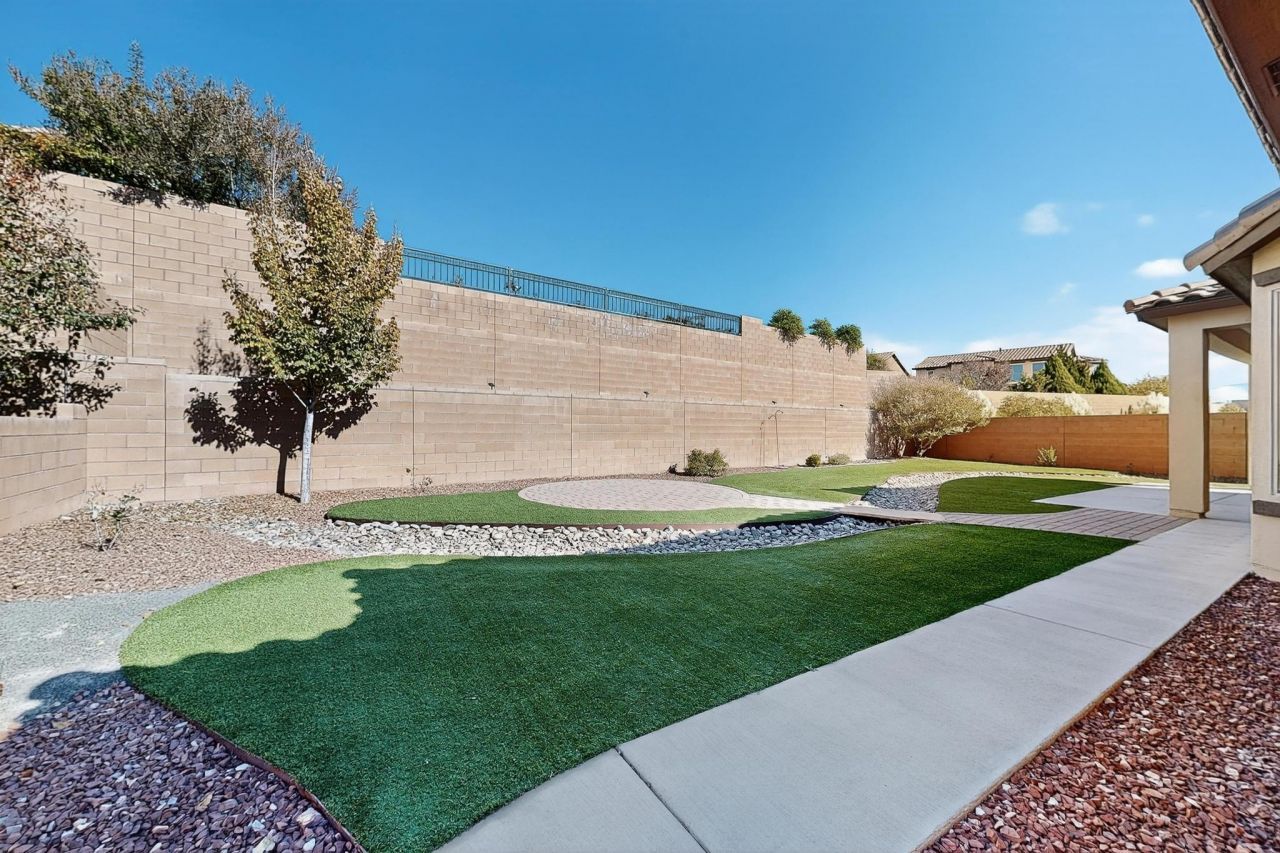 Rio Rancho, New Mexico, 87124, United States, 3 Bedrooms Bedrooms, ,2 BathroomsBathrooms,Residential,For Sale,1992883