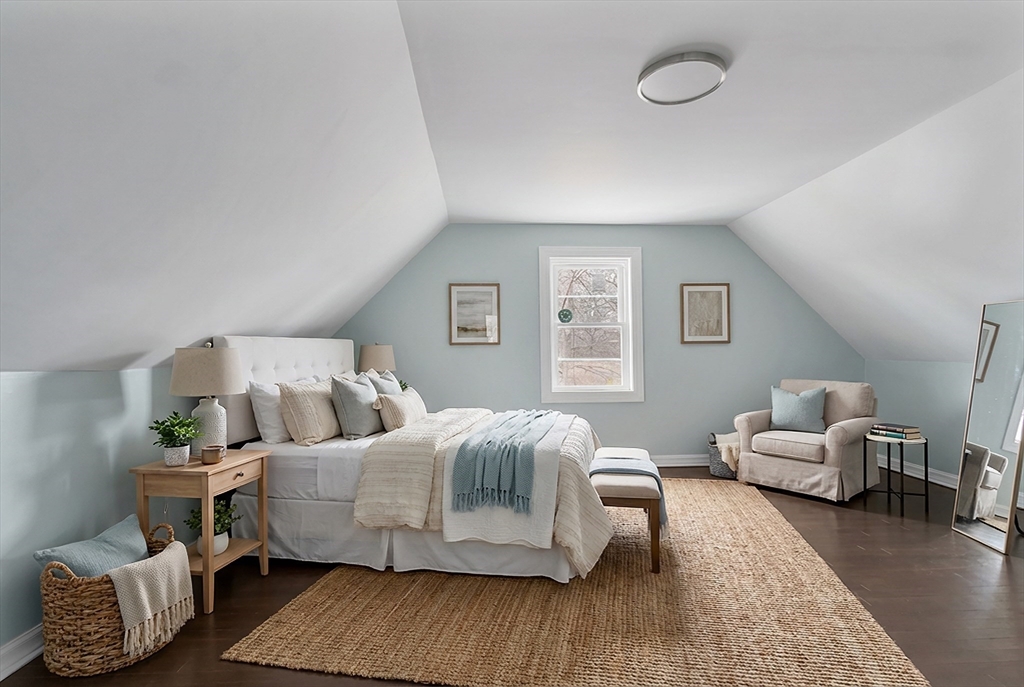 North Attleboro, Massachusetts, 02760, United States, 4 Bedrooms Bedrooms, ,1 BathroomBathrooms,Residential,For Sale,2011749