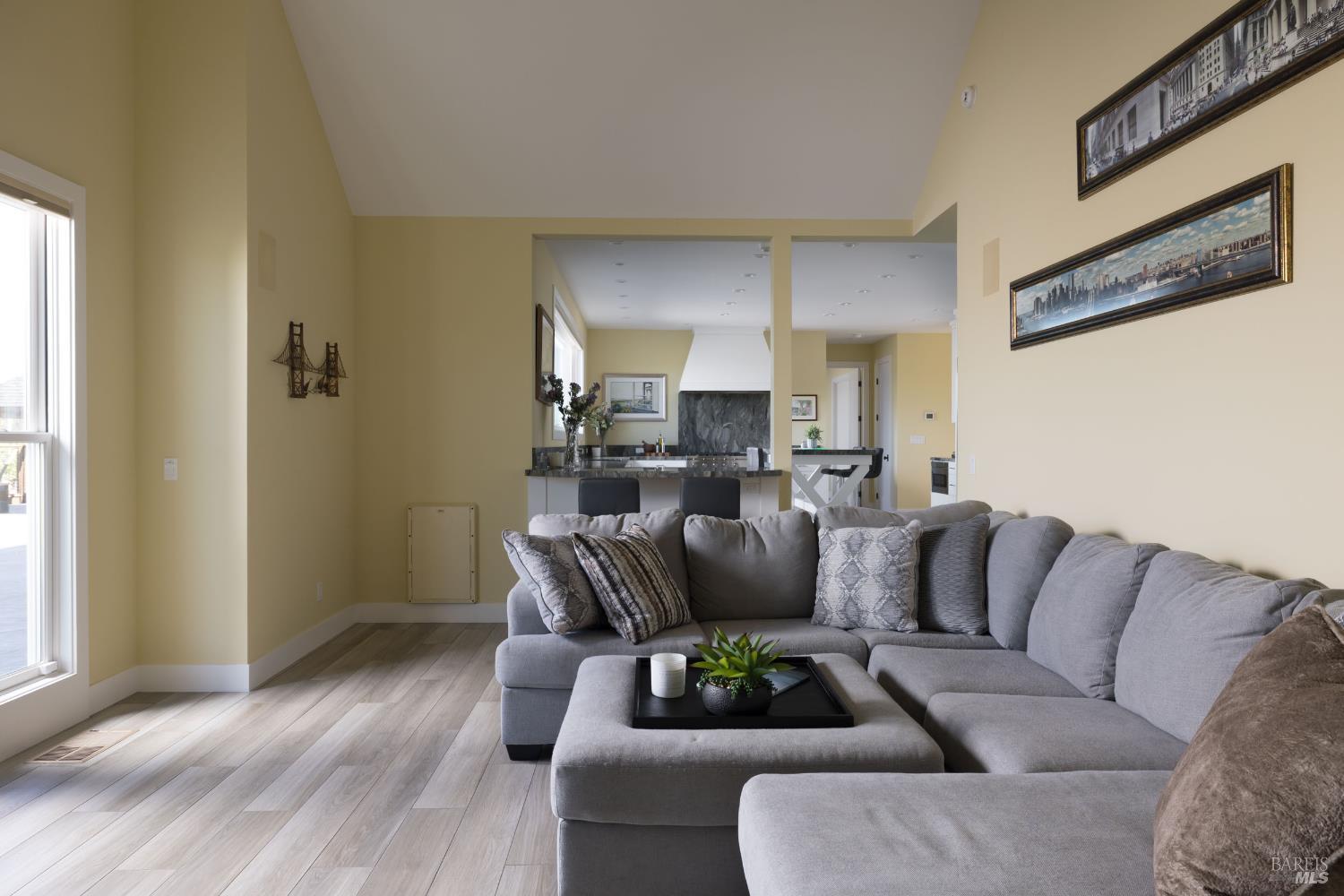 Santa Rosa, California, 95401, United States, 4 Bedrooms Bedrooms, ,4 BathroomsBathrooms,Residential,For Sale,1993093