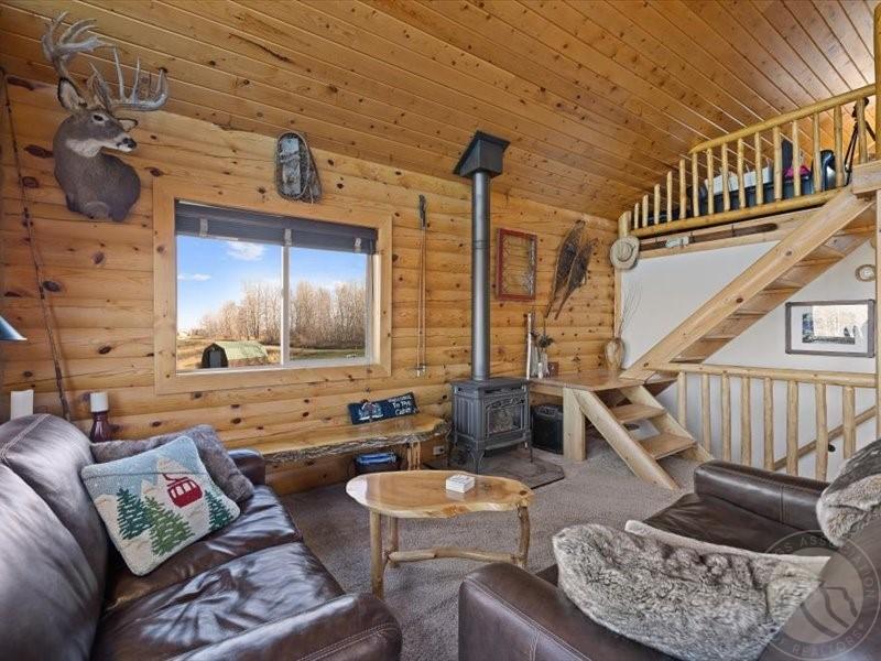 Roberts, Montana, 59070, United States, 2 Bedrooms Bedrooms, ,2 BathroomsBathrooms,Residential,For Sale,1779272