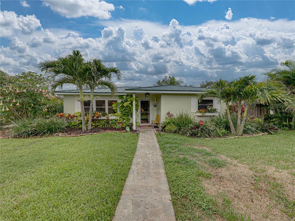 Gulfport, Florida, 33707, United States, 3 Bedrooms Bedrooms, ,3 BathroomsBathrooms,Residential,For Sale,1846647