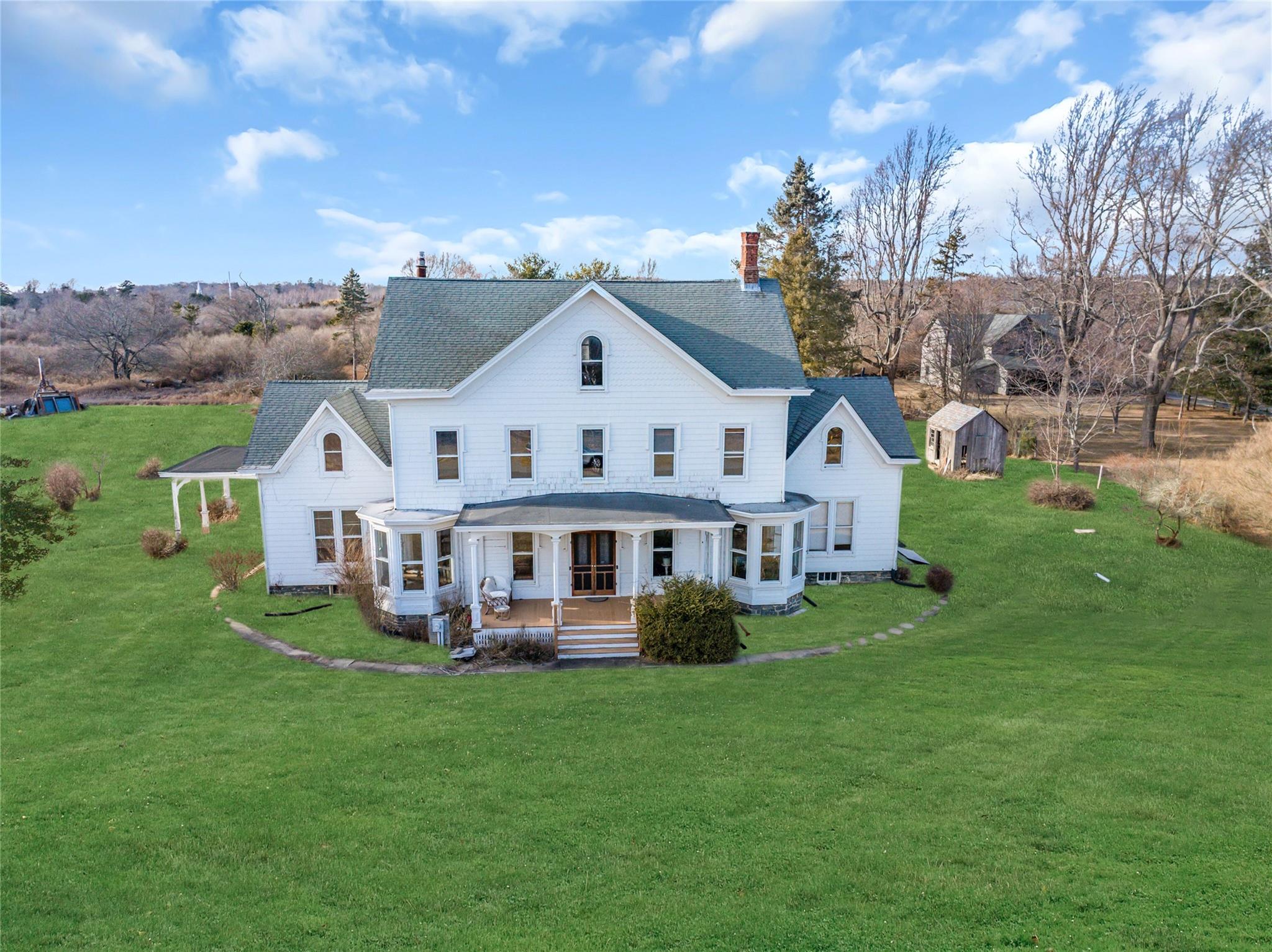 Orient, New York, 11957, United States, 7 Bedrooms Bedrooms, ,3 BathroomsBathrooms,Residential,For Sale,1696050