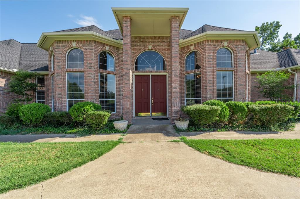 Crowley, Texas, 76036, United States, 4 Bedrooms Bedrooms, ,3 BathroomsBathrooms,Residential,For Sale,1930619