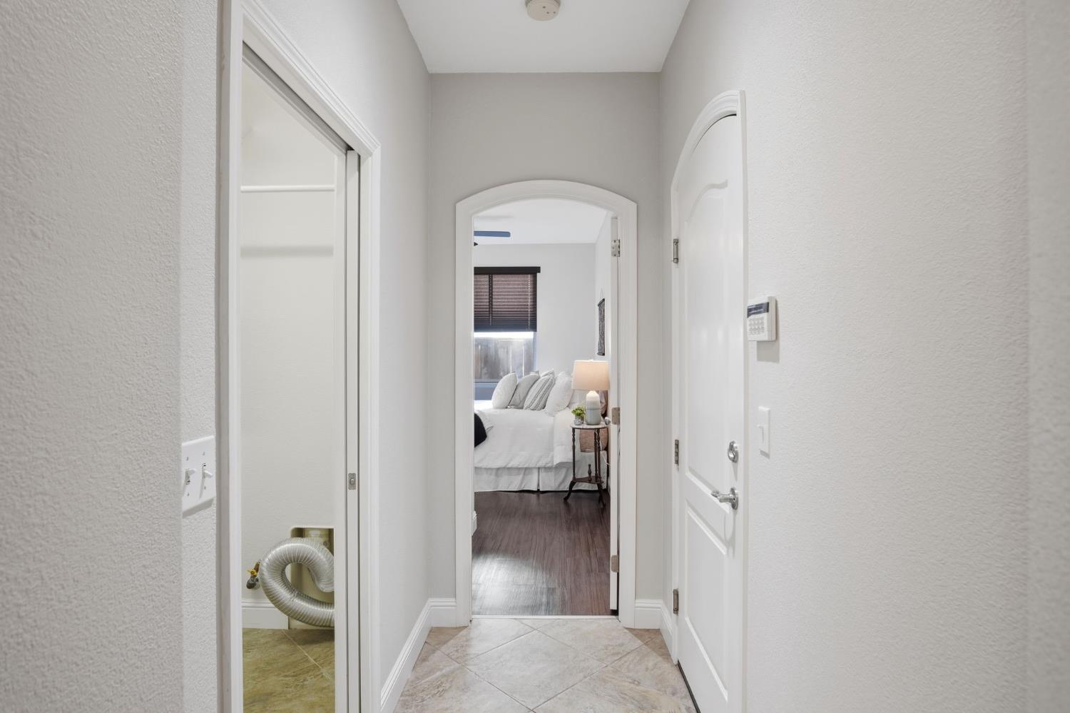 Oakdale, California, 95361, United States, 3 Bedrooms Bedrooms, ,3 BathroomsBathrooms,Residential,For Sale,2007745