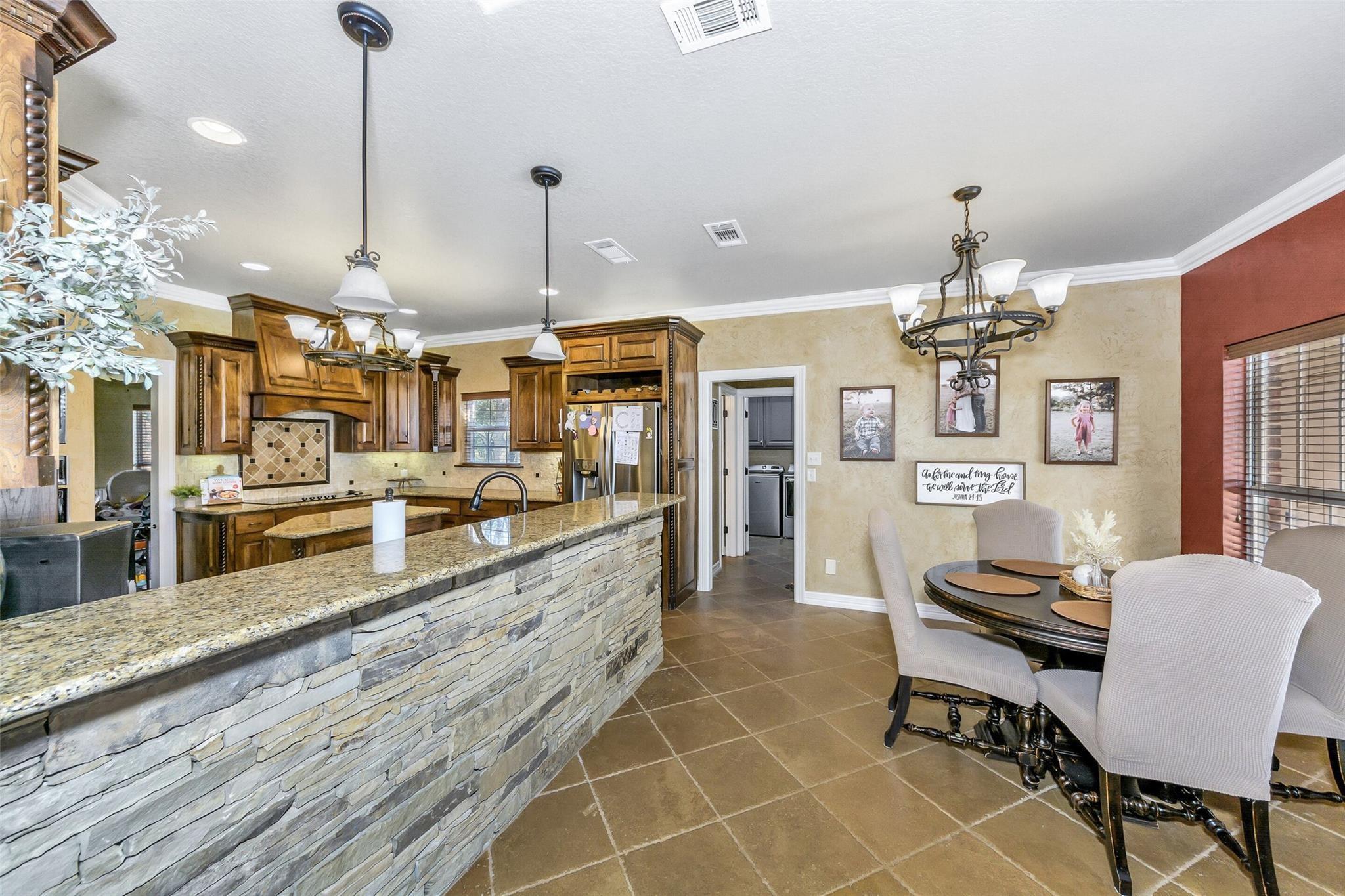 Boyd, Texas, 76023, United States, 4 Bedrooms Bedrooms, ,4 BathroomsBathrooms,Residential,For Sale,1981512