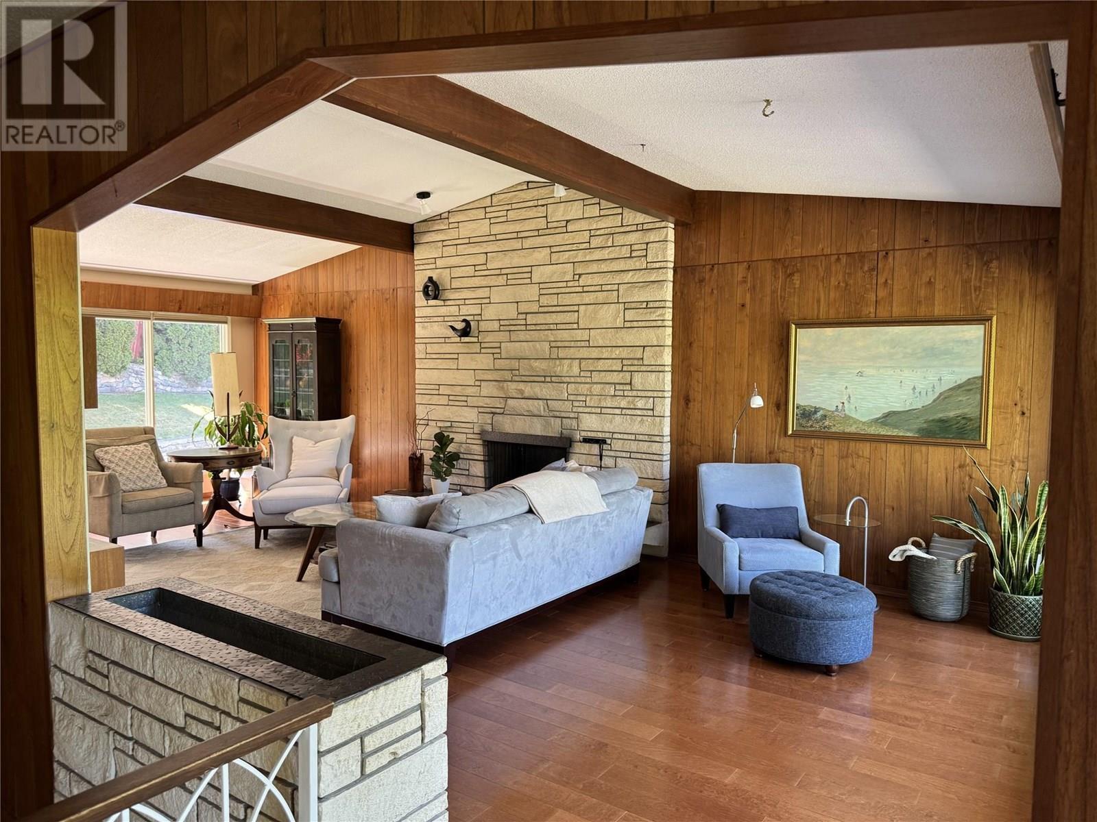 KAMLOOPS, British Columbia, V2C 4P7, CA, 4 Bedrooms Bedrooms, ,3 BathroomsBathrooms,Residential,For Sale,1858047