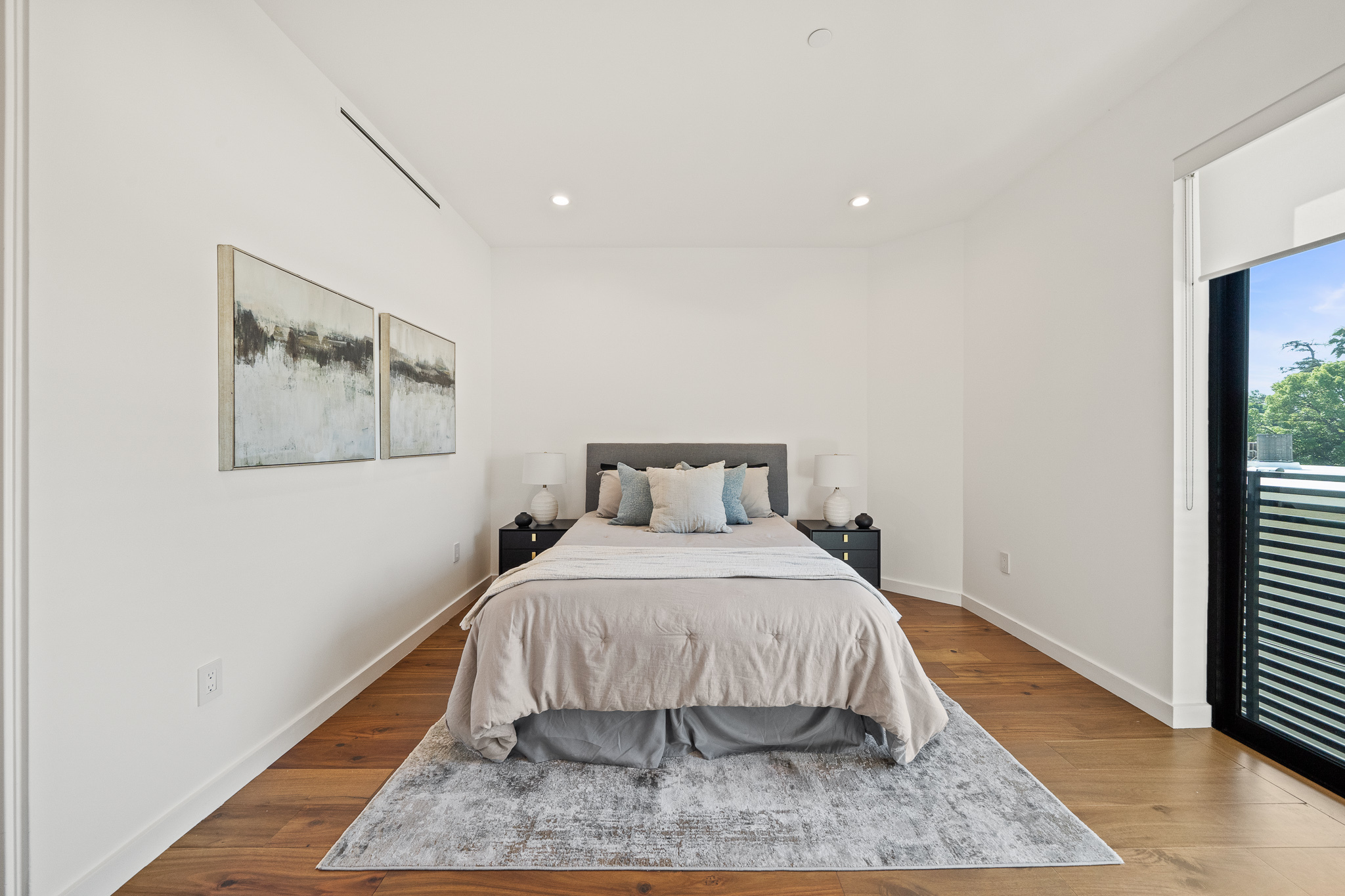  1327 N Fuller Ave - 物件實景
