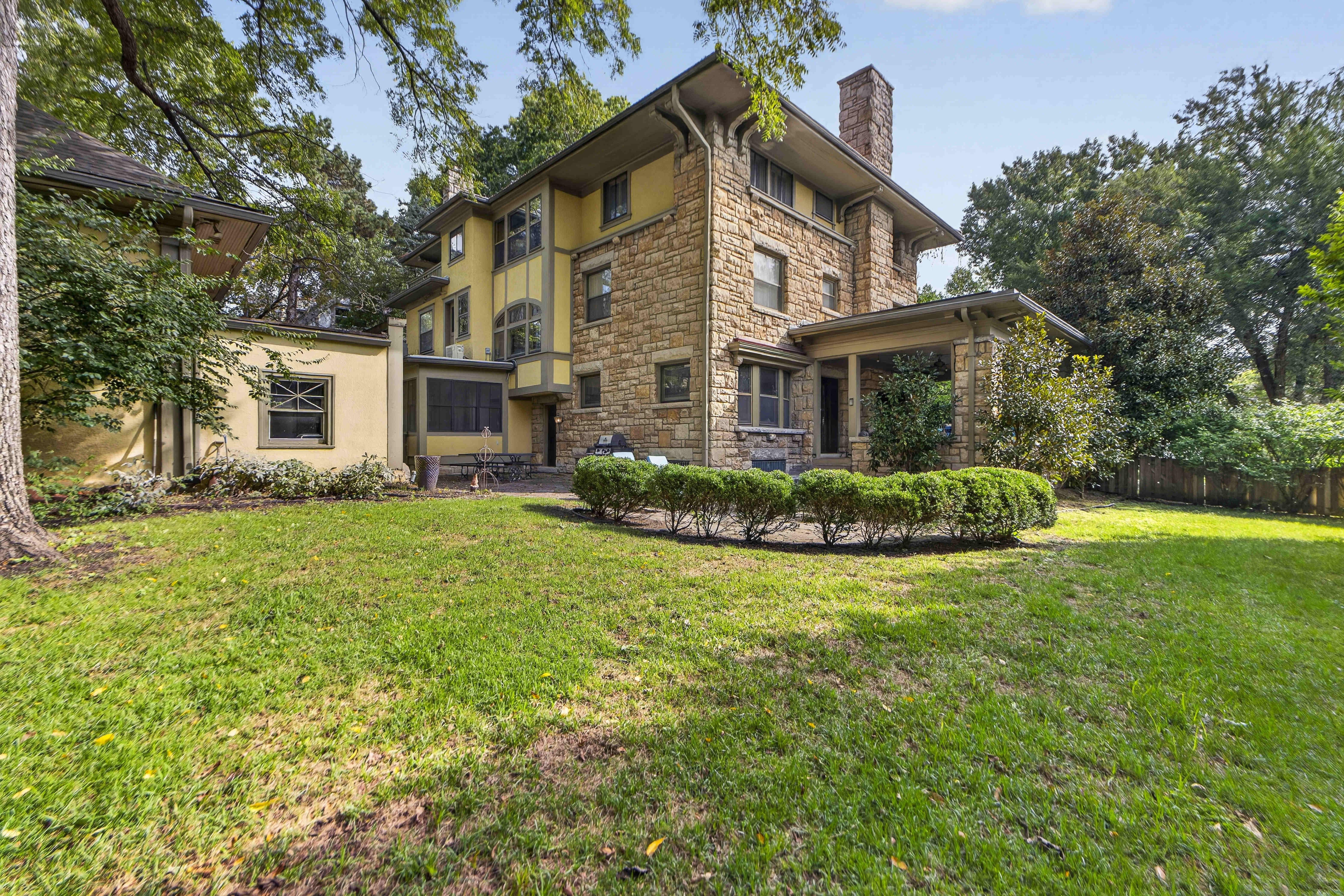  3726 Madison Avenue, Kansas City, MO 64111 - 物件實景