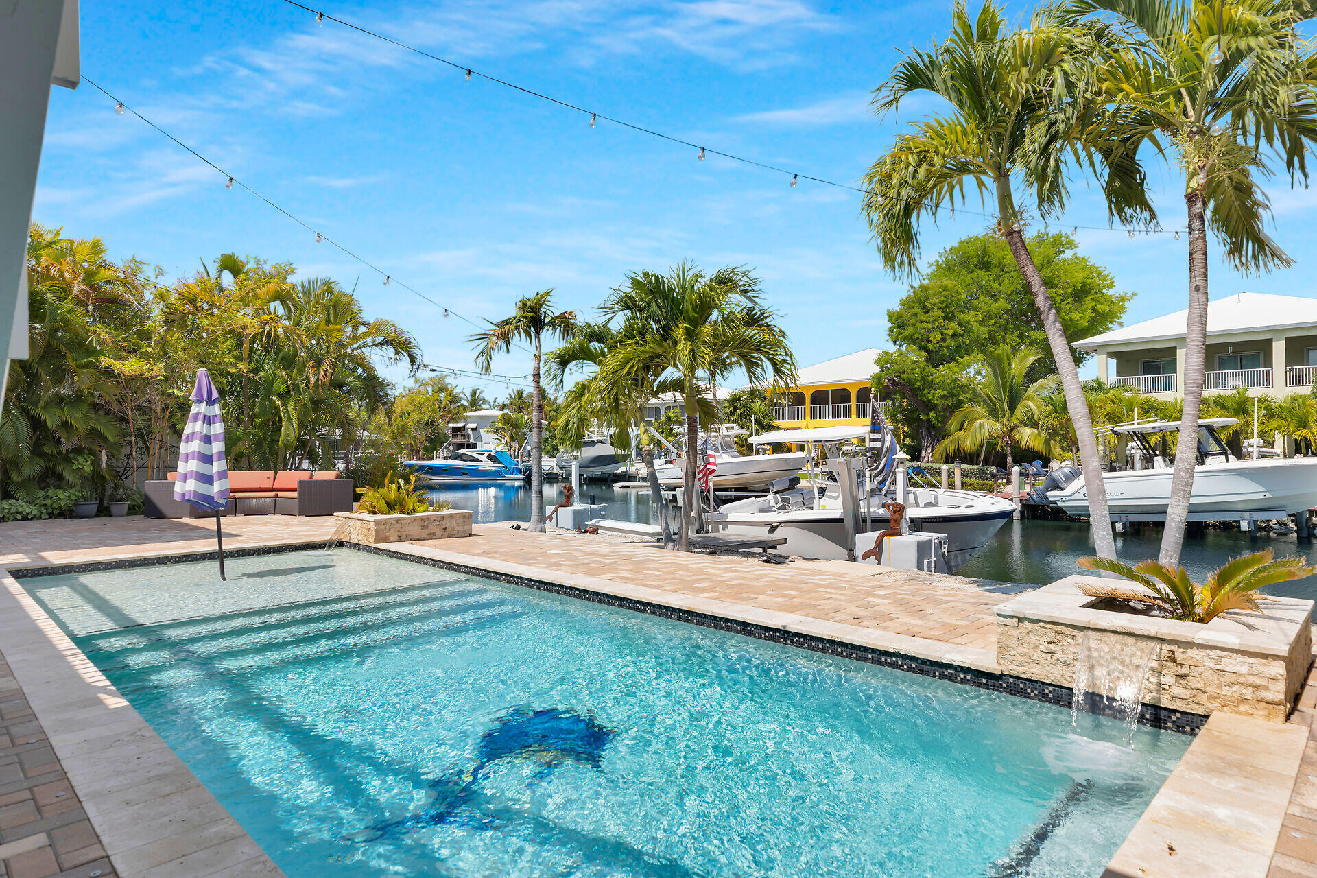 KEY LARGO, Florida, 33037, United States, 4 Bedrooms Bedrooms, ,3 BathroomsBathrooms,Residential,For Sale,1838577