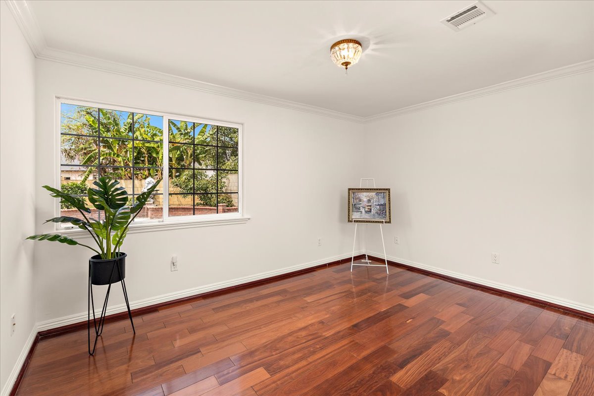 Cerritos, California, 90703, United States, 6 Bedrooms Bedrooms, ,5 BathroomsBathrooms,Residential,For Sale,2048783