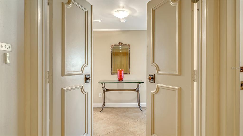 Longboat Key, Florida, 34228, United States, 2 Bedrooms Bedrooms, ,2 BathroomsBathrooms,Residential,For Sale,1987761