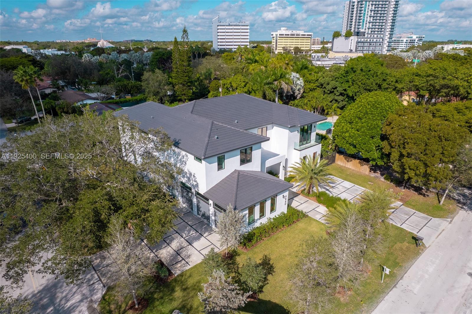 Pinecrest, Florida, 33156, United States, 6 Bedrooms Bedrooms, ,8 BathroomsBathrooms,Residential,For Sale,2003369