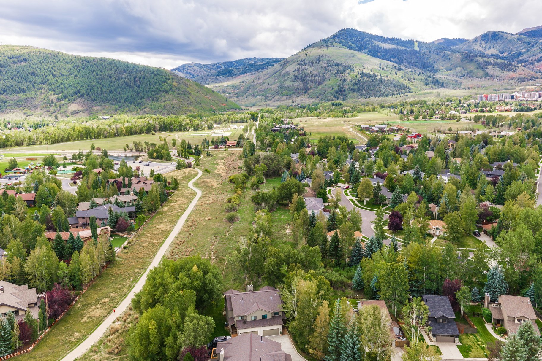  Updated Townhome in Ptarmigan’s Best Location with Ski Run Views - 物件實景