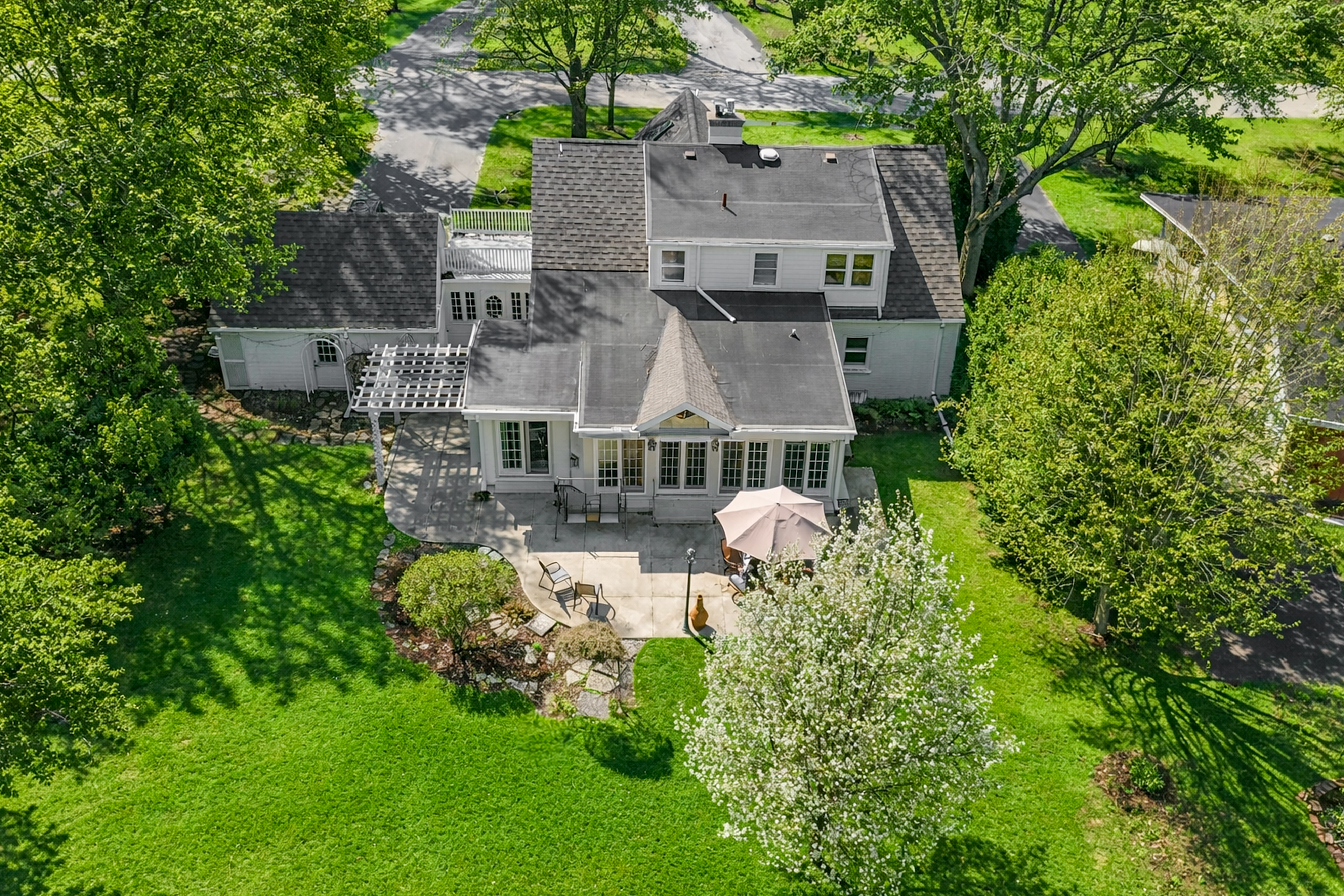  Timeless Residence in Elm Grove - 物件實景