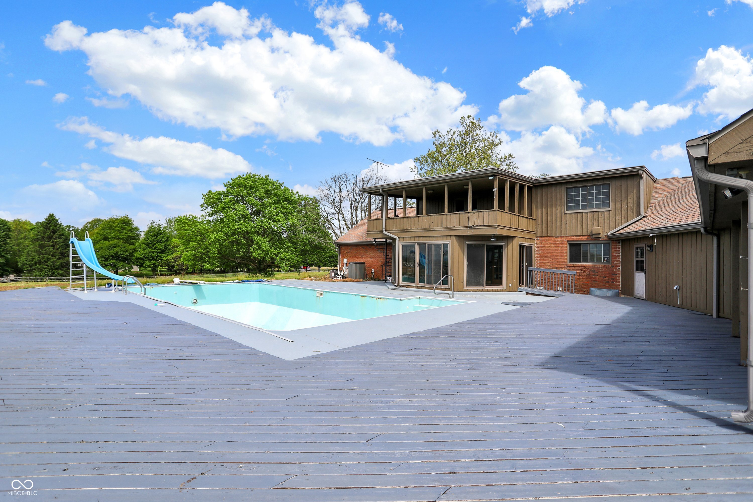 Edinburgh, Indiana, 46124, United States, 3 Bedrooms Bedrooms, ,3 BathroomsBathrooms,Residential,For Sale,1935669