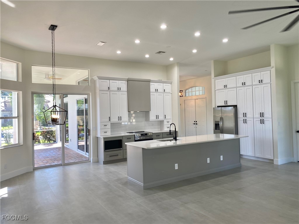 Cape Coral, Florida, 33914, United States, 3 Bedrooms Bedrooms, ,2 BathroomsBathrooms,Residential,For Sale,1984616