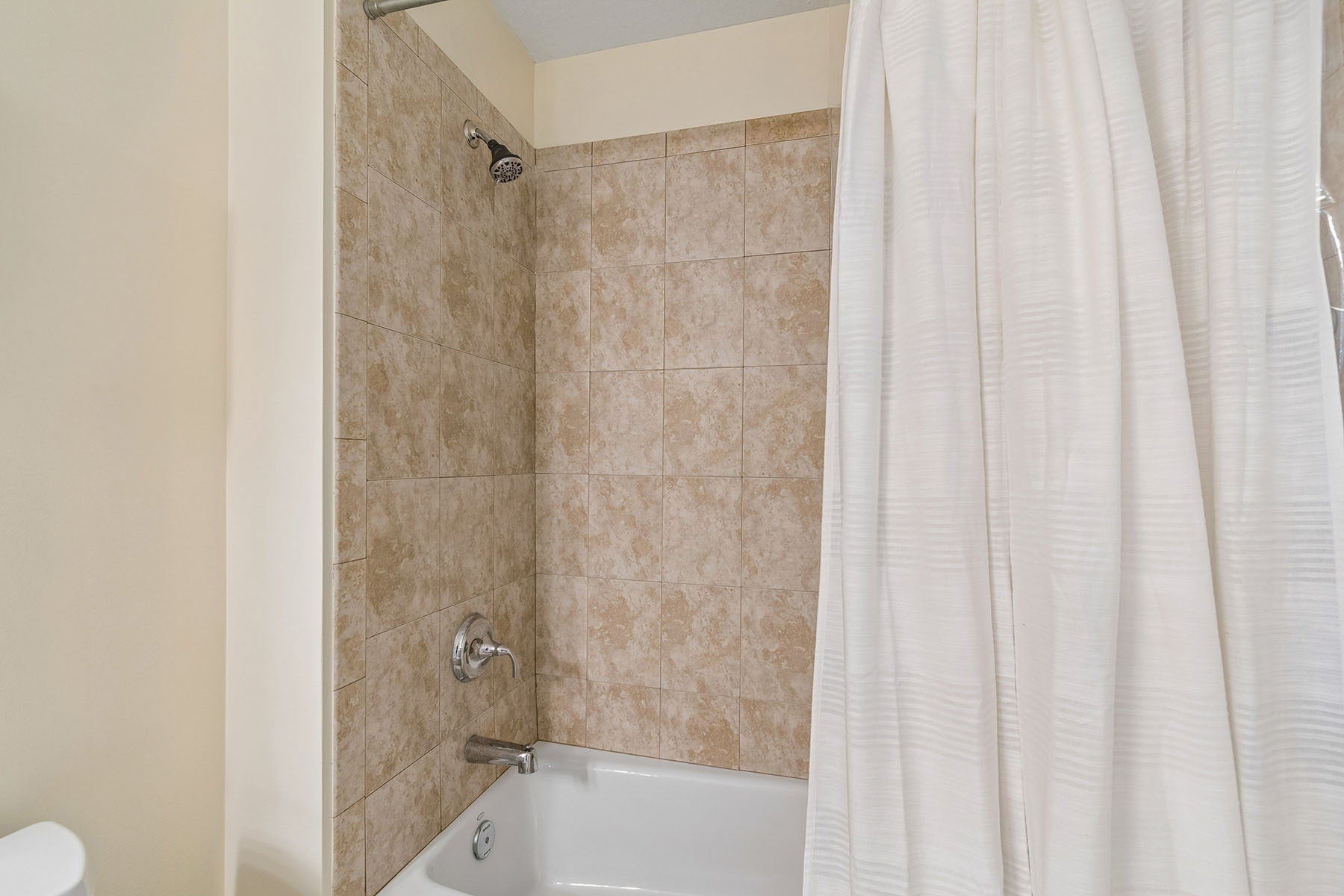  STATION SQUARE CONDO - 物件實景