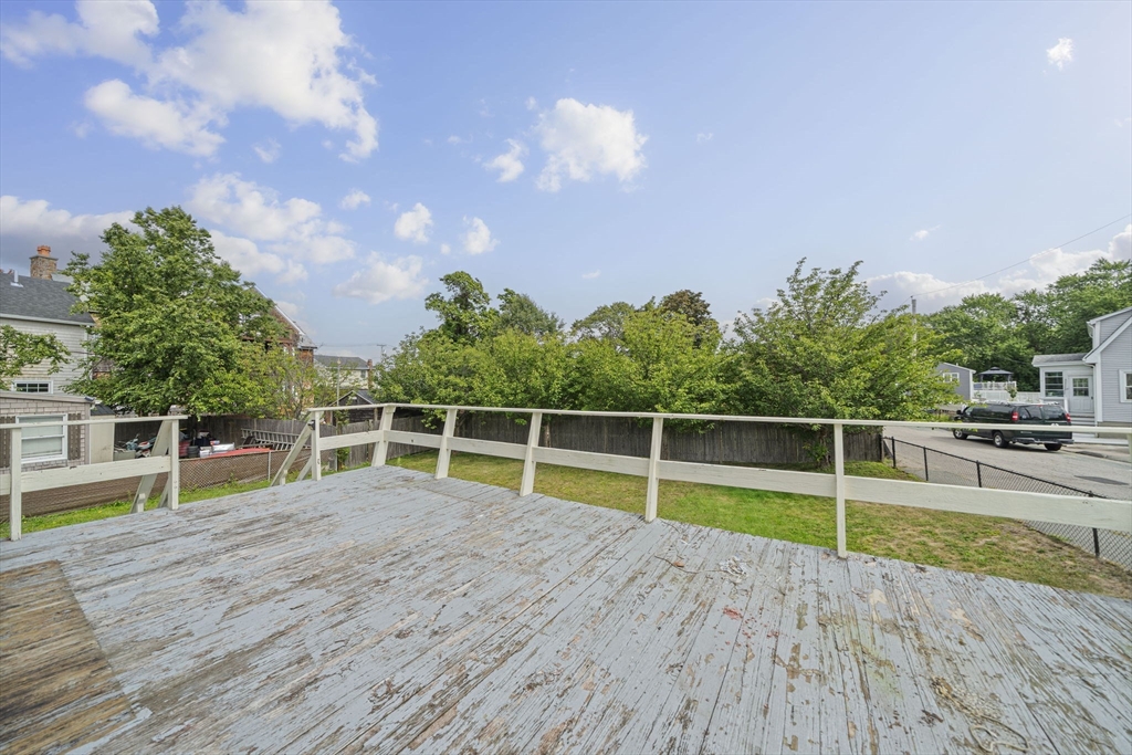 Quincy, Massachusetts, 02169, United States, 3 Bedrooms Bedrooms, ,2 BathroomsBathrooms,Residential,For Sale,1951174