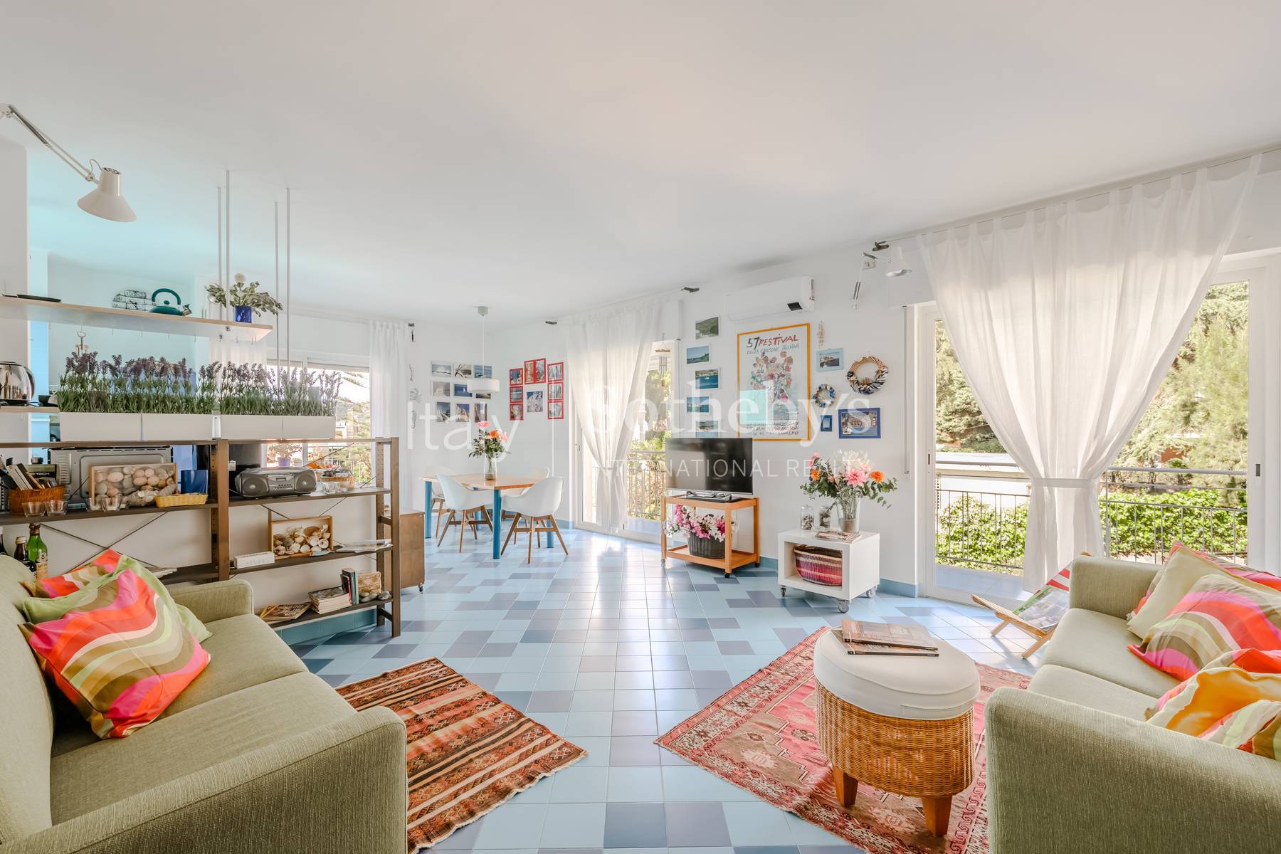  Sea view penthouse with large terrace in central Sanremo - 物件實景