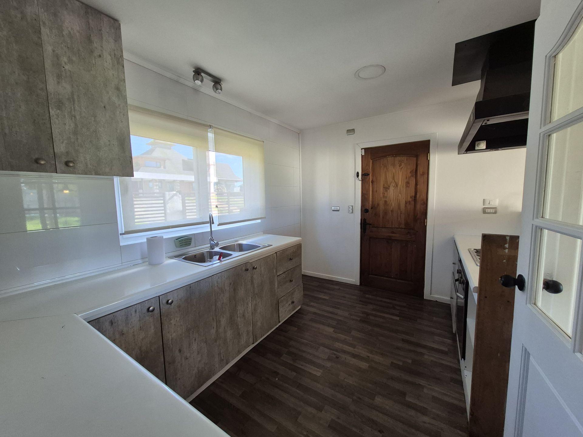 Osorno, Chile, 4 Bedrooms Bedrooms, ,3 BathroomsBathrooms,Residential,For Sale,1962778