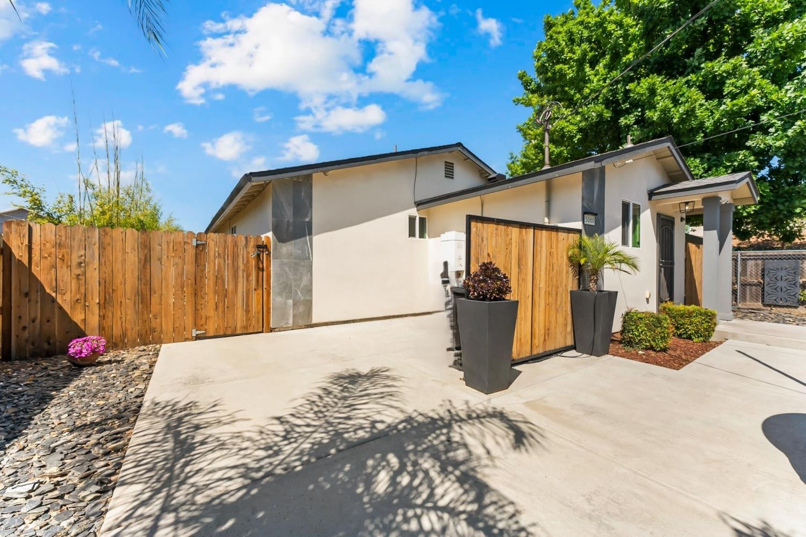  5060 Mendocino Boulevard, Sacramento, CA 95820 - 物件實景