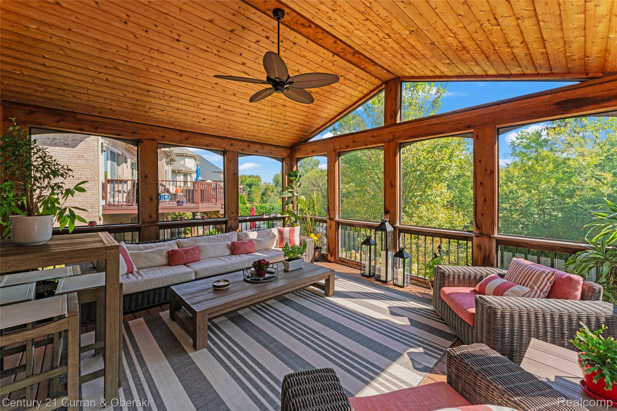 Commerce Charter Township, Michigan, 48382, United States, 4 Bedrooms Bedrooms, ,5 BathroomsBathrooms,Residential,For Sale,1974674