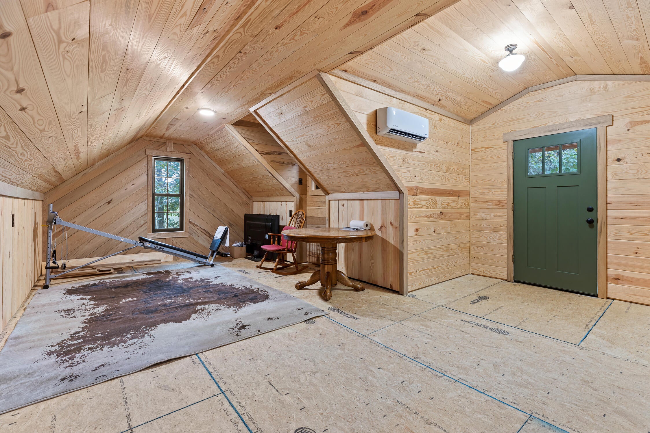 Mentone, Alabama, 35984, United States, 3 Bedrooms Bedrooms, ,2 BathroomsBathrooms,Residential,For Sale,1977298