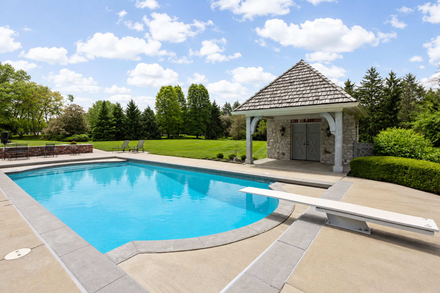  Signature Estate Set on More than 2 Acres in Desirable Zionsville Neighborhood - 物件實景