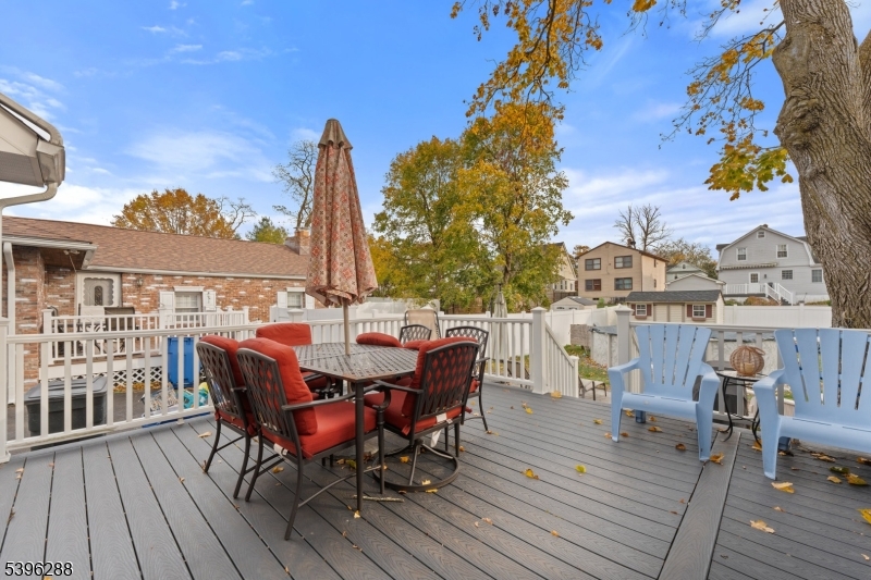 Dunellen Boro, New Jersey, 08812, United States, 5 Bedrooms Bedrooms, ,2 BathroomsBathrooms,Residential,For Sale,1989398