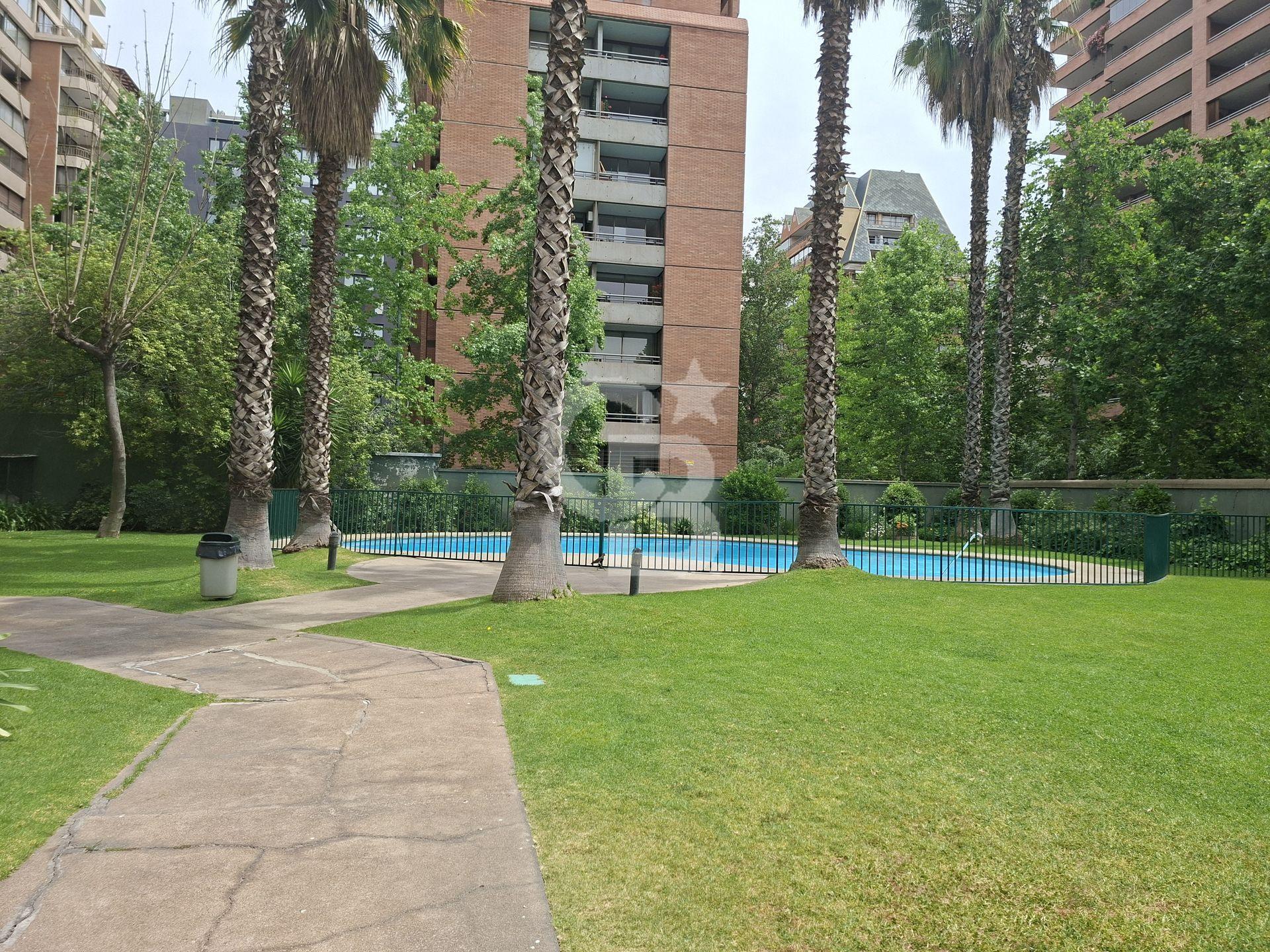 Las Condes, Chile, 4 Bedrooms Bedrooms, ,3 BathroomsBathrooms,Residential,For Sale,1998532