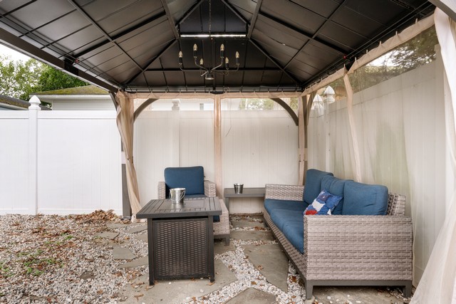 Sound Beach, New York, 11789, United States, 3 Bedrooms Bedrooms, ,2 BathroomsBathrooms,Residential,For Sale,1926183