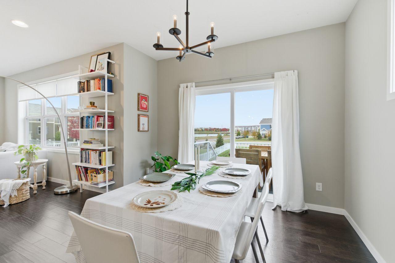 Maple Grove, Minnesota, 55369, United States, 3 Bedrooms Bedrooms, ,3 BathroomsBathrooms,Residential,For Sale,1970604