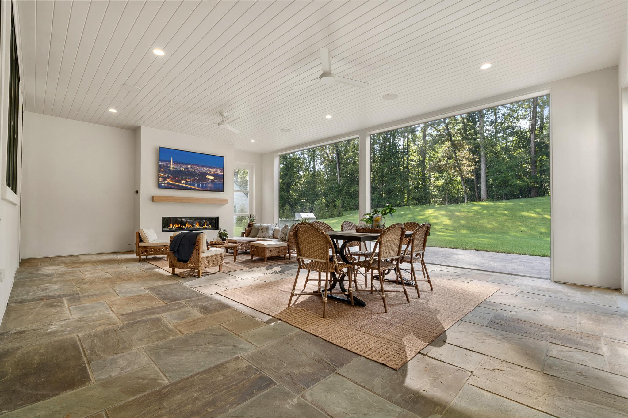  792 Falls Farm Court, Great Falls, VA, 22066 - 物件實景