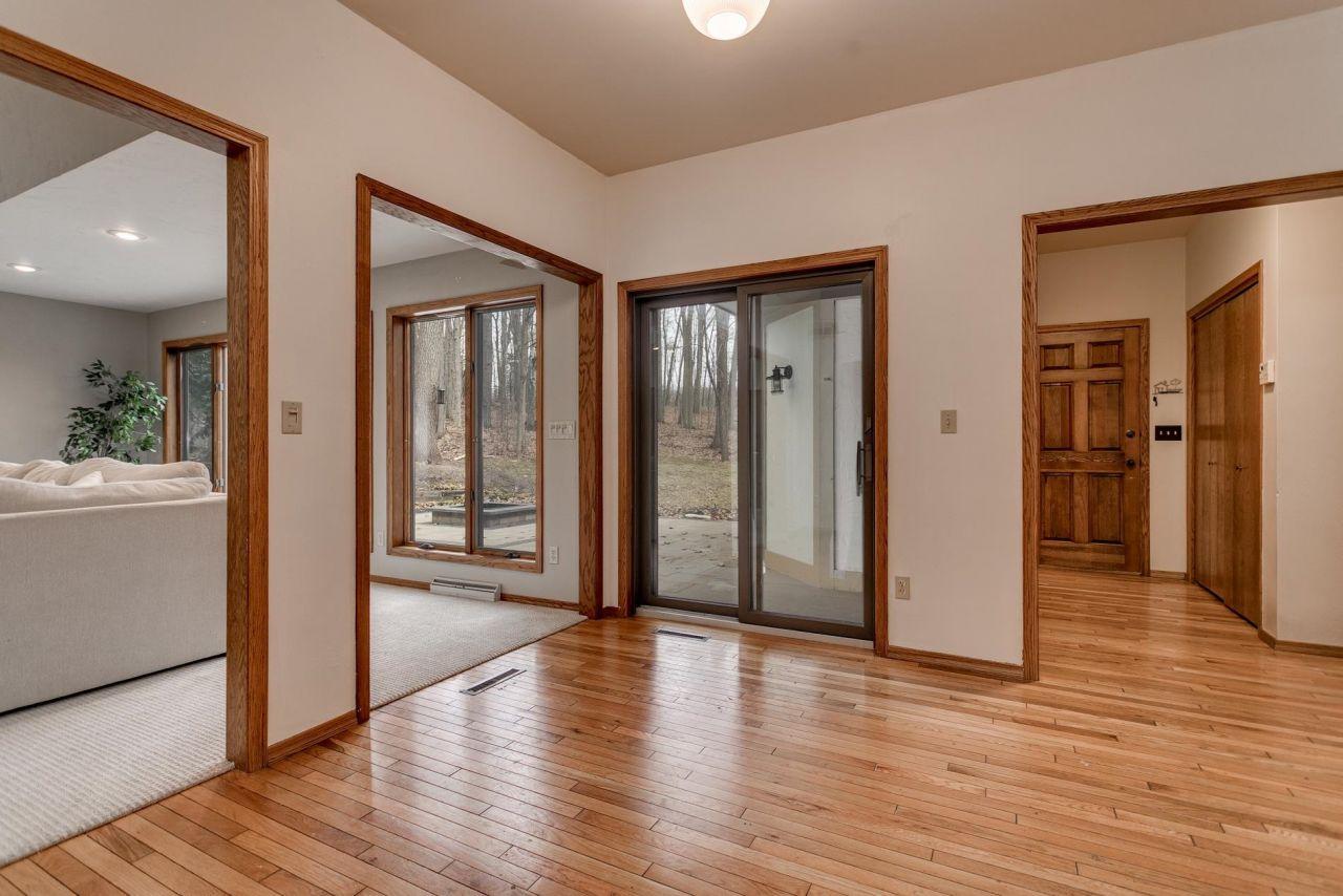 GREEN BAY, Wisconsin, 54313, United States, 5 Bedrooms Bedrooms, ,4 BathroomsBathrooms,Residential,For Sale,1768354