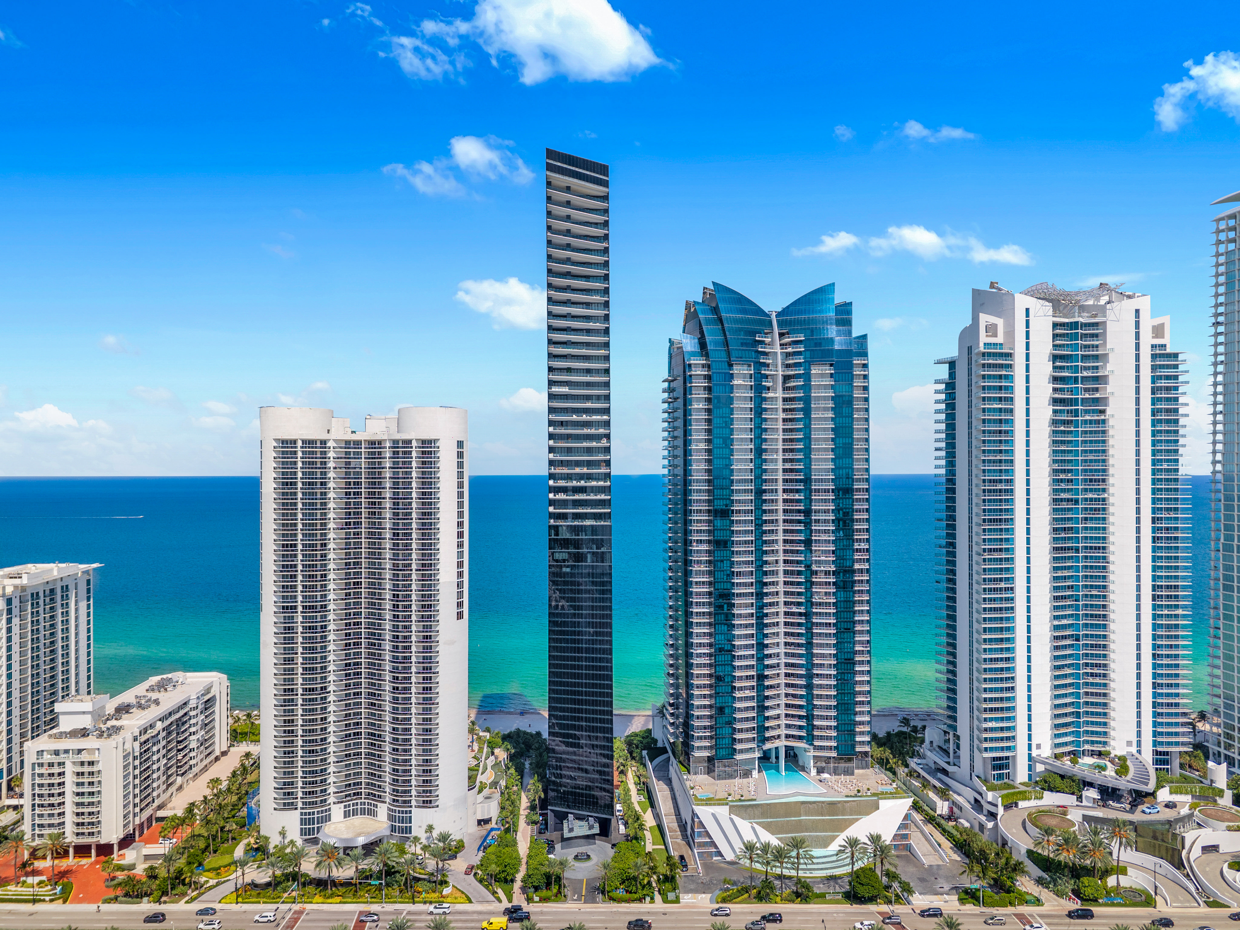  17141 Collins Ave, Sunny Isles Beach, FL, 33160 - 物件實景